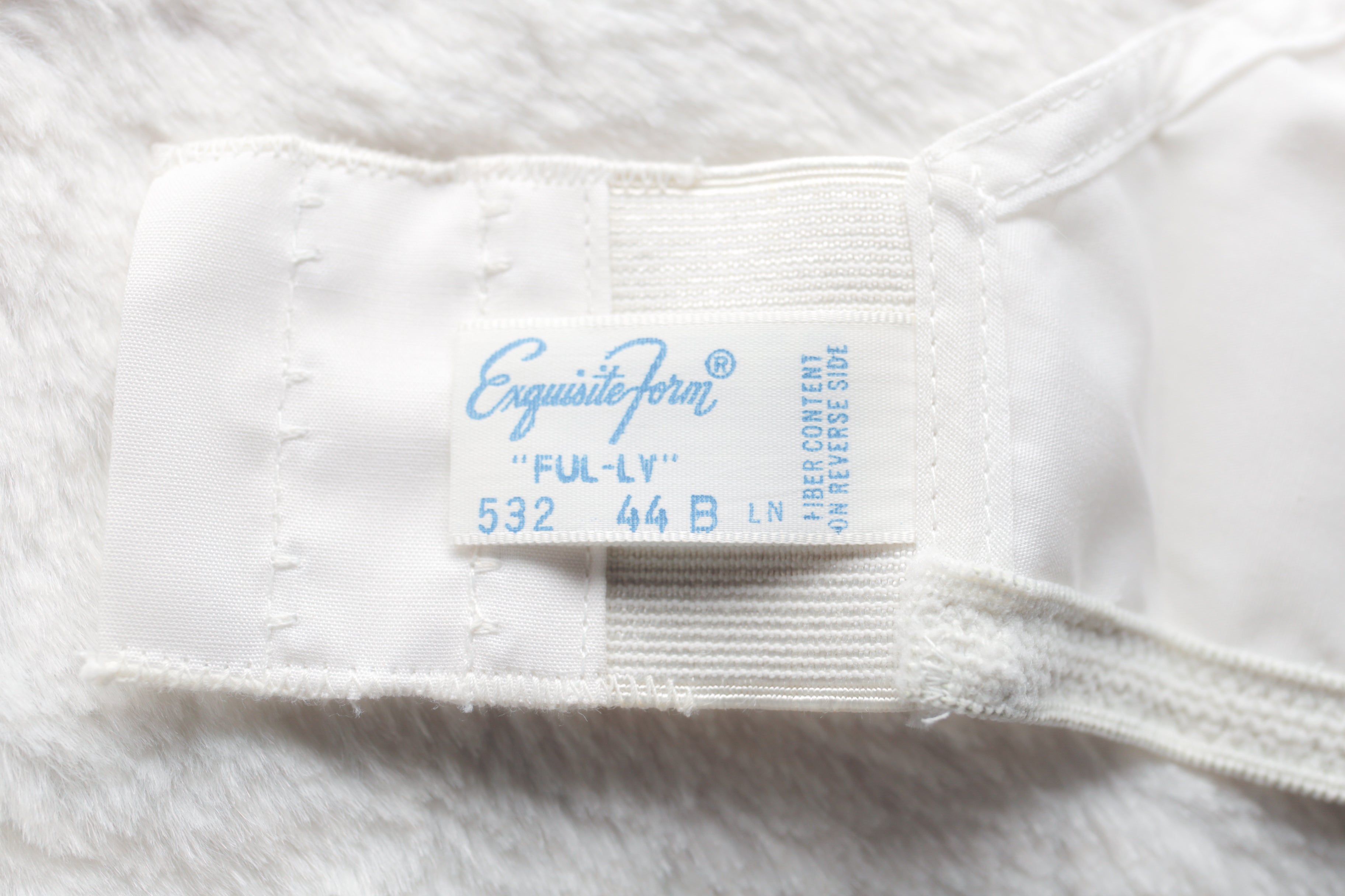 Exquisite Form Vintage Antique 50s Cotton Pointy Bullet Pinup Bra White 44B NEW