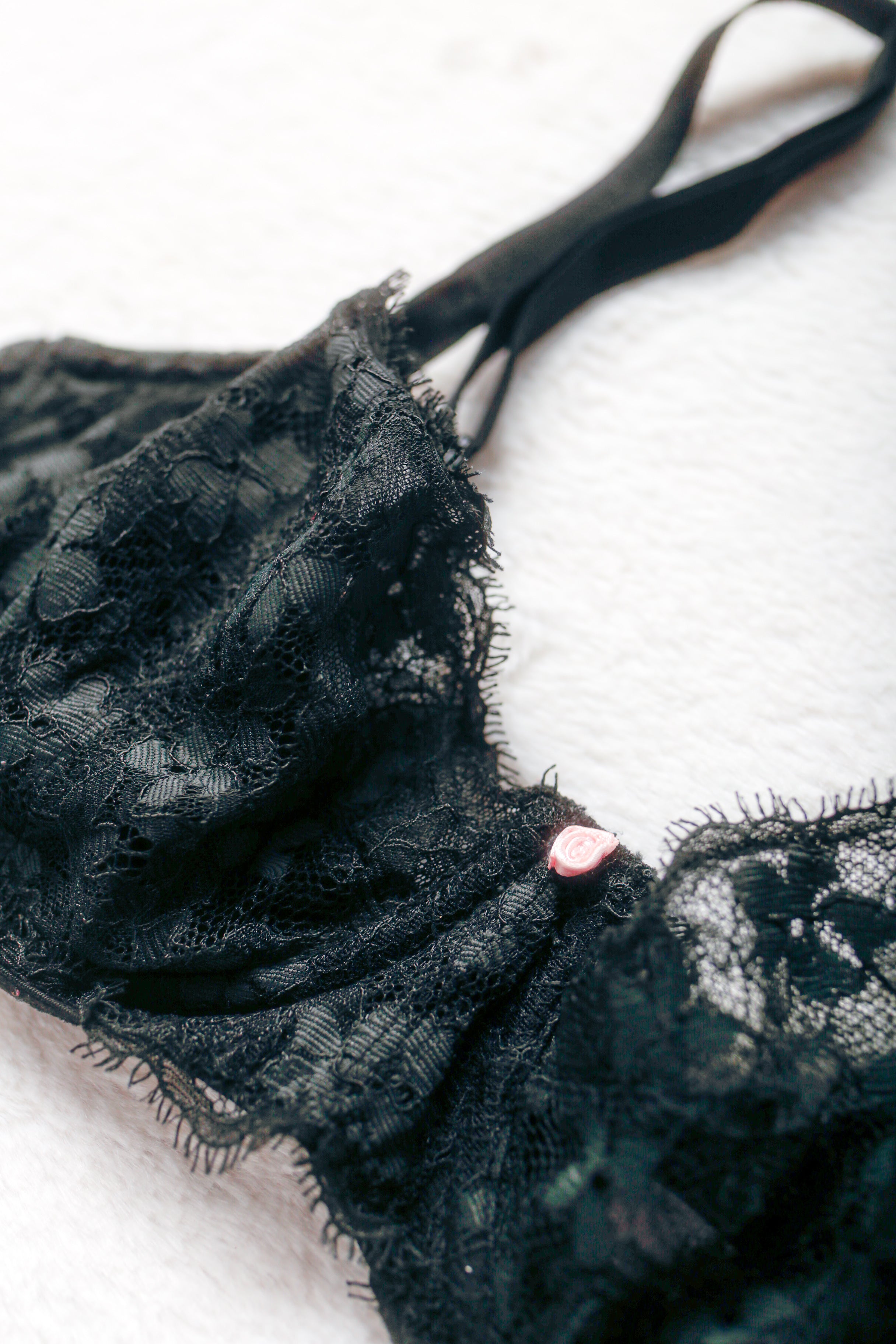 Victoria's Secret Dream Angels Witchy Unlined Push-up Lace Bra Black 34D