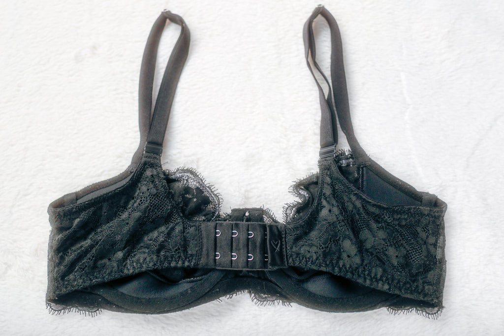Victoria's Secret Dream Angels Witchy Unlined Push-up Lace Bra Black 34D