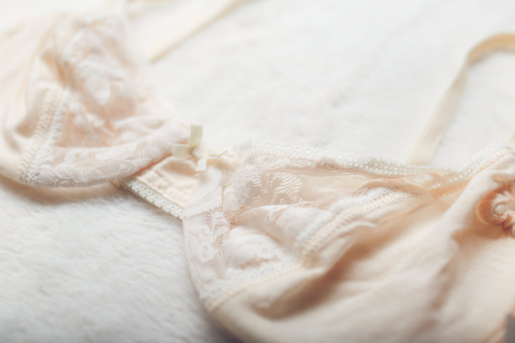 Rio 34C Vintage Unlined Satin Lace Demi Bra Ivory NEW