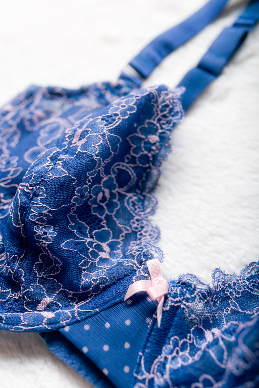 b.tempt'd Express Yourself 951151 Embroidered Breathable Unlined Lace Bra Blue 34DD
