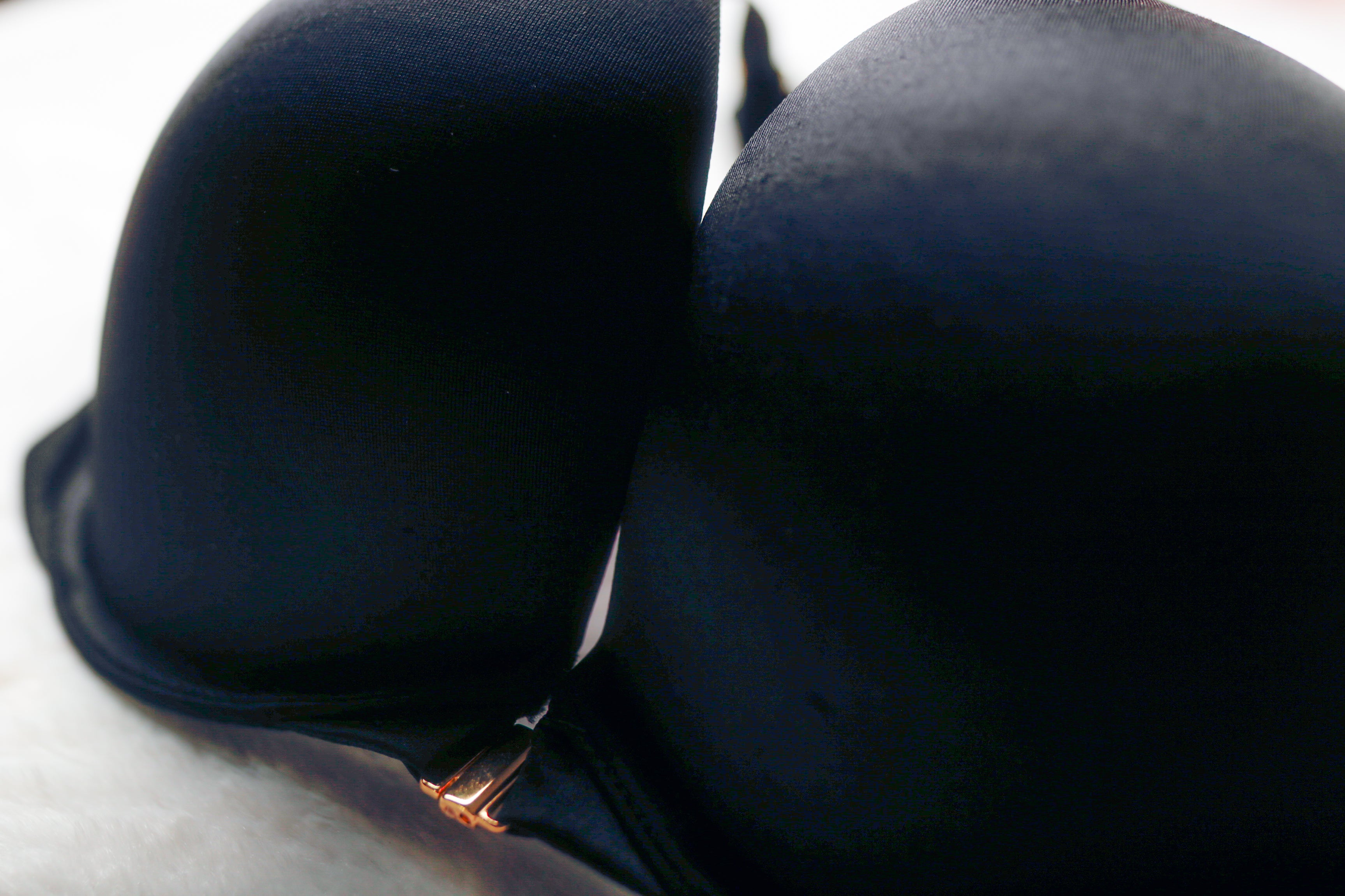 Victoria's Secret 32DDD Very Sexy Push Up Front Close Demi Bra Black NEW