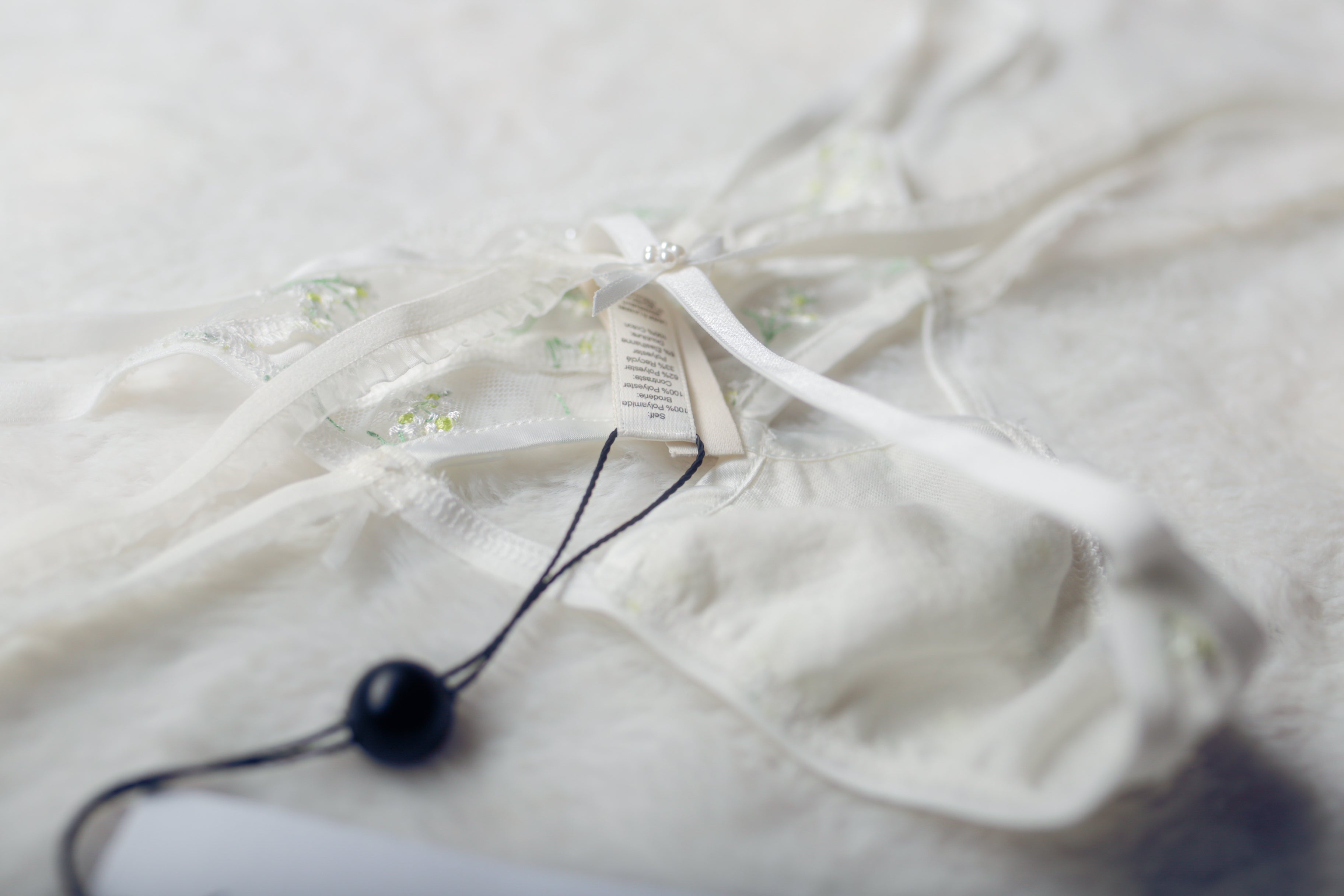 For Love & Lemons Sheer Floral Mesh Lace Strappy Thong Panties Medium NEW