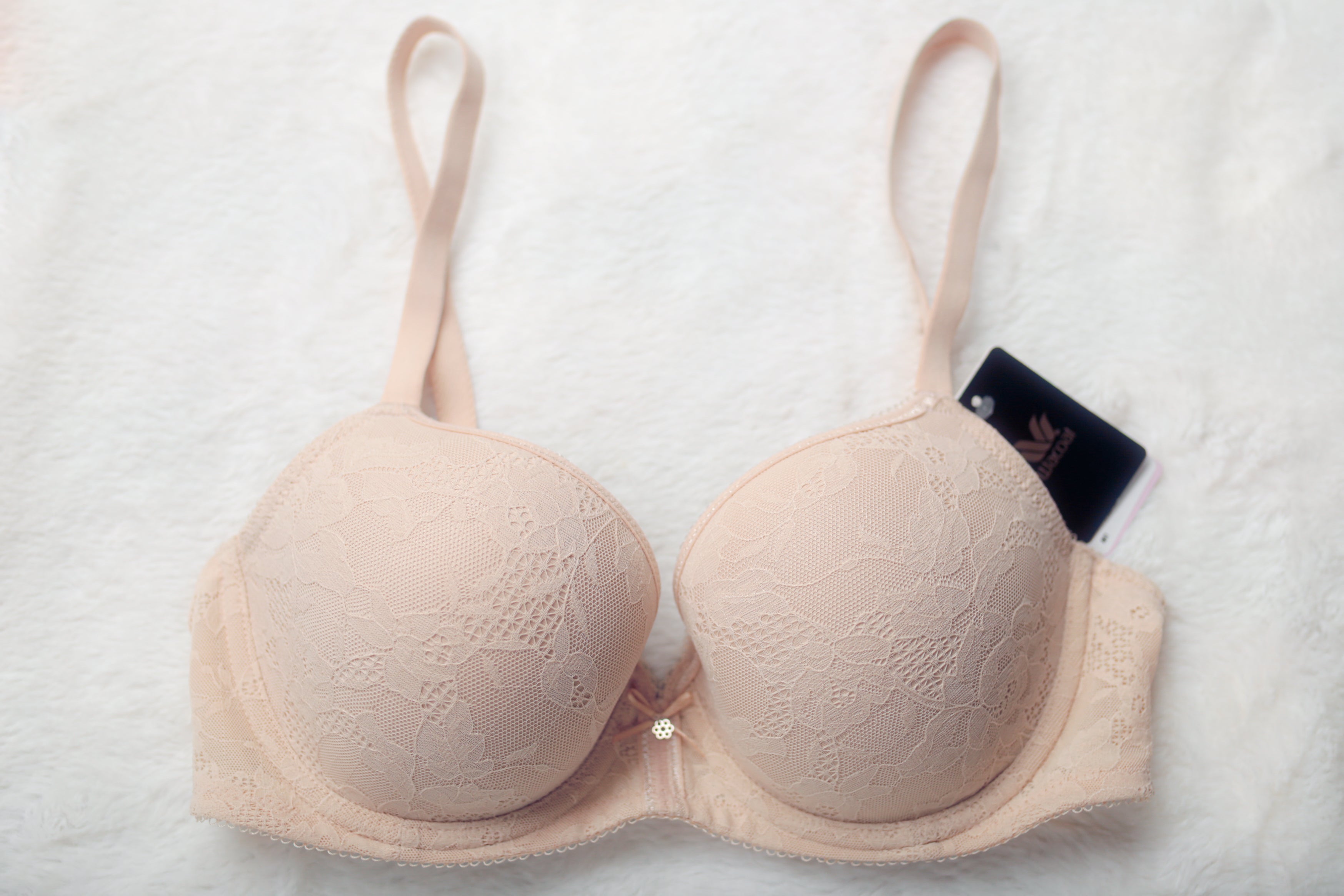 Wacoal 32D 853201 Lace Finesse Underwire Bra Beige NEW