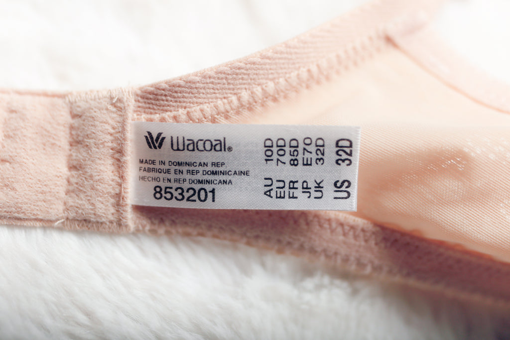Wacoal 32D 853201 Lace Finesse Underwire Bra Beige NEW