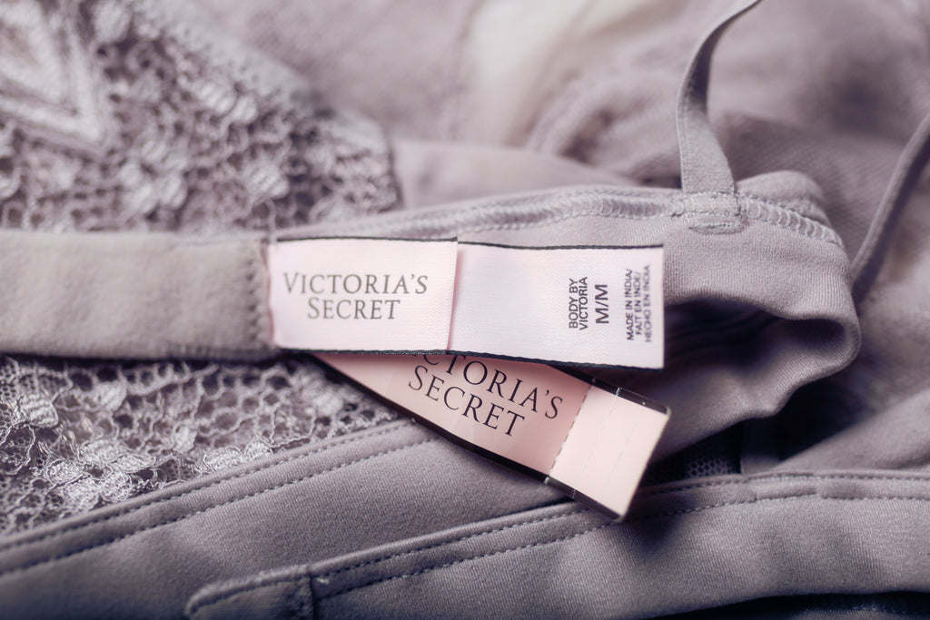 Victoria's Secret Floral Lace Unlined Sheer Wireless Halter Bralette Bra Medium Purple NEW