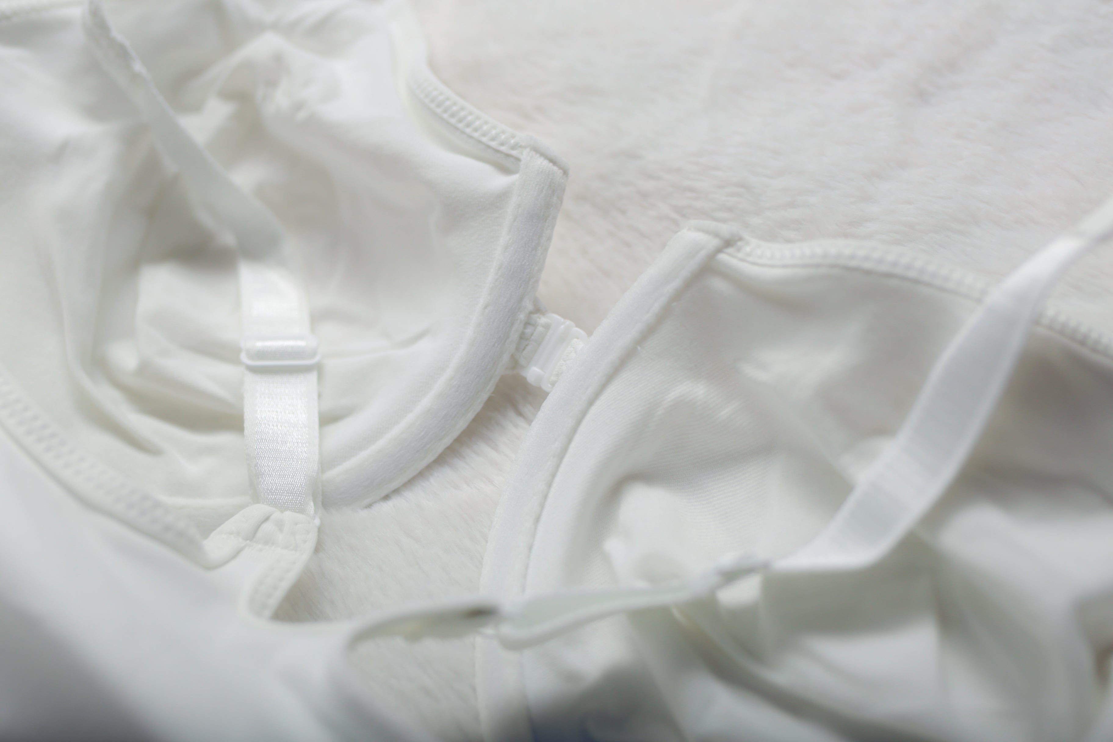 Wacoal 38DD 65124 Body by Wacoal Racerback Unlined Front Close Underwire Bra White NEW