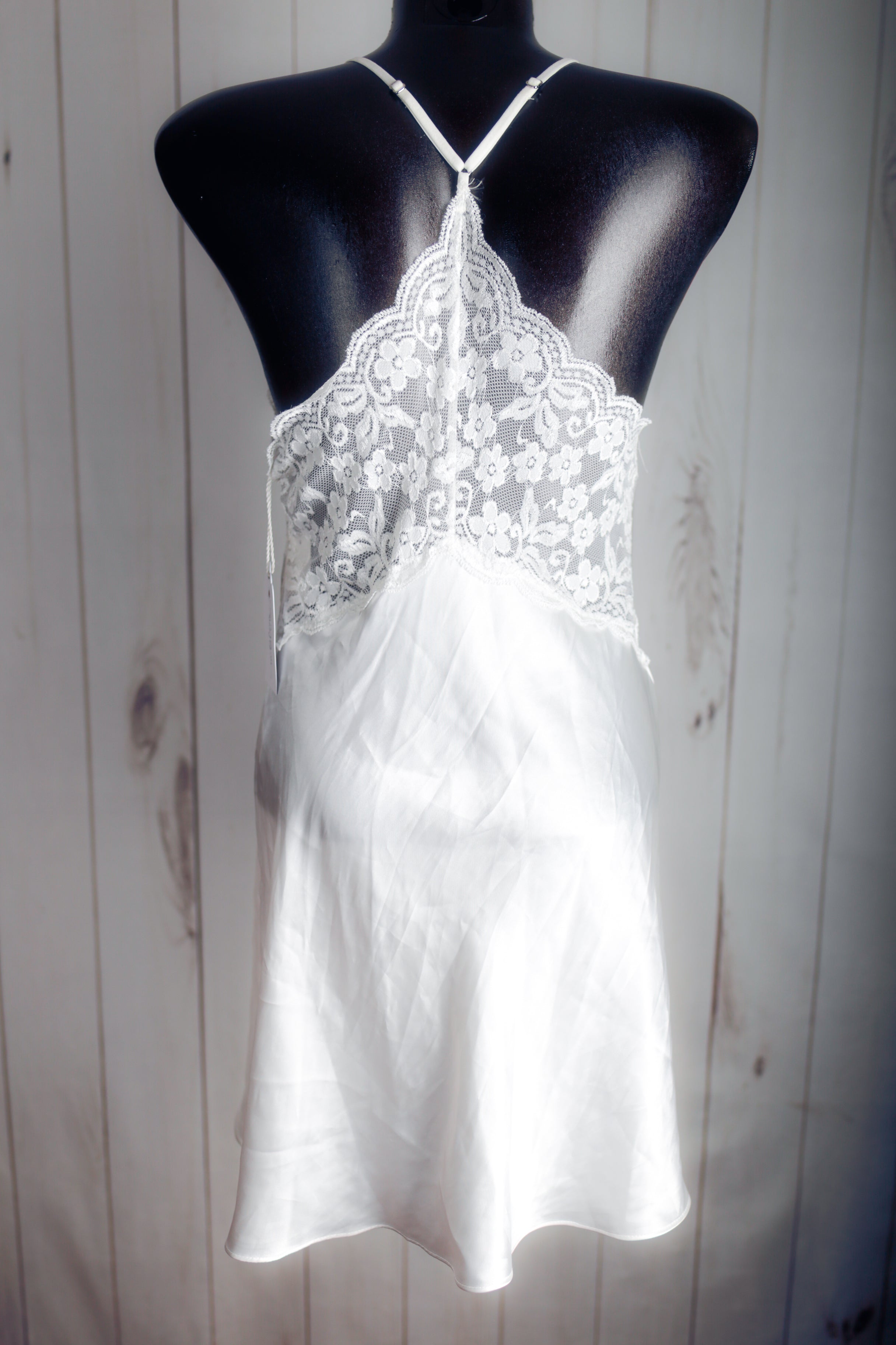 In Bloom Jonquil Satin Lace Racerback Cami Chemise Lingerie White Medium NEW