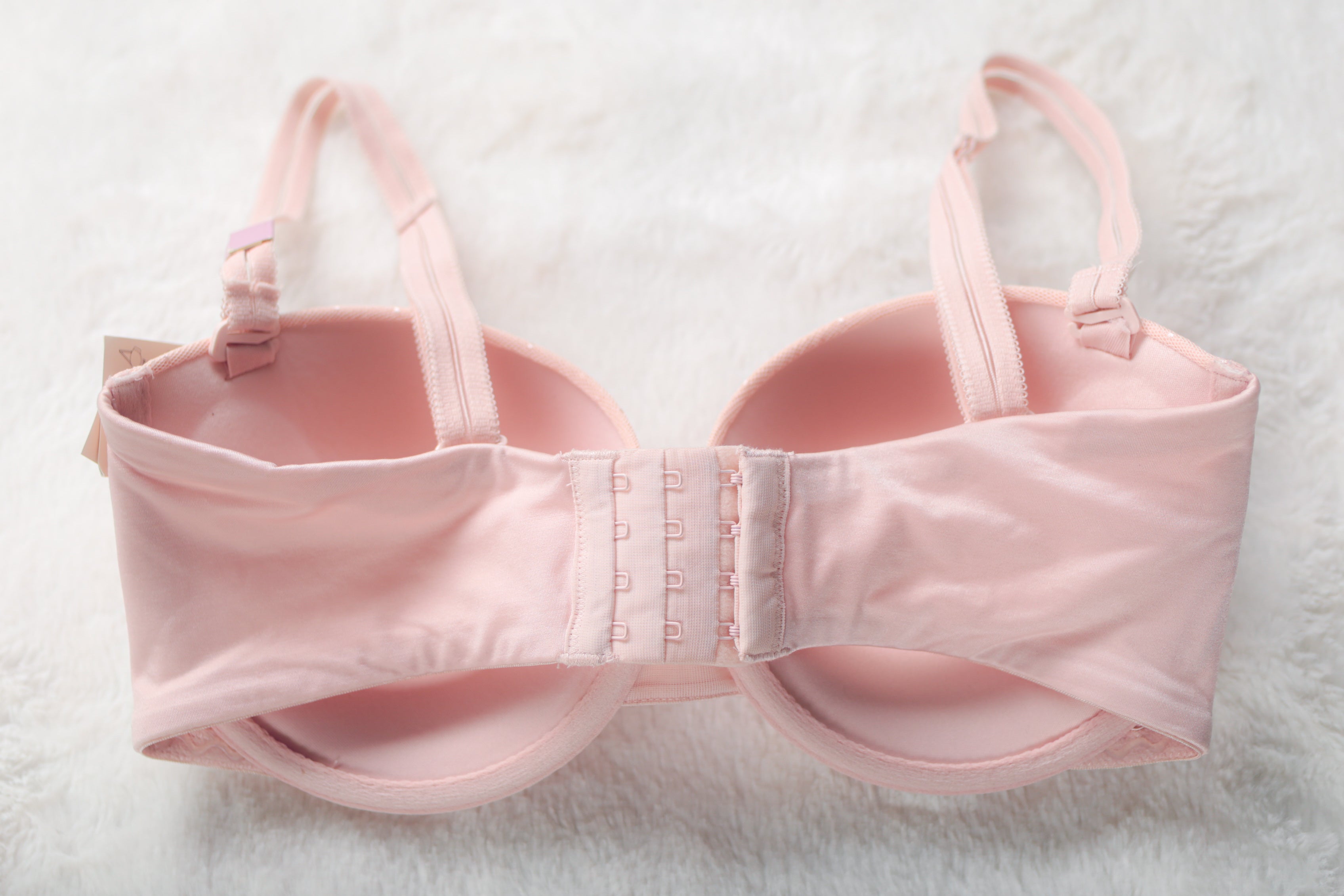 Candie's Pink Pretty Teen Seamless Molded Smooth Underwire T-shirt Bra 34D NEW