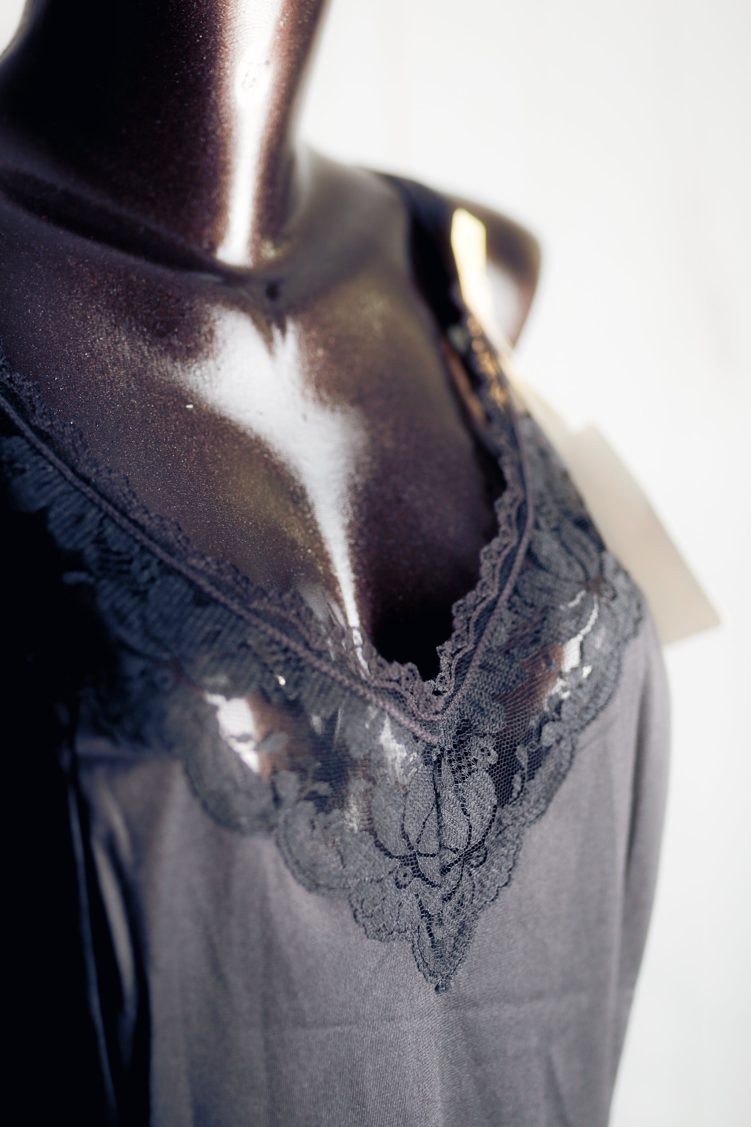 Maidenform Something Special Vintage Full Slip Nightgown Black Satin and Lace Size 40 NEW