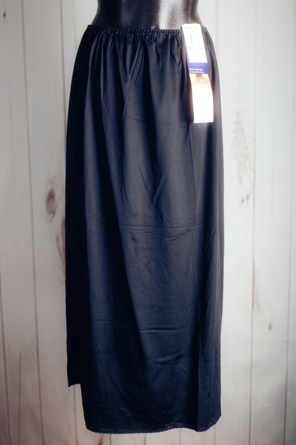 Vanity Fair Vintage Tricot Collection Double Slit Black 32" Long Half Slip XL NEW