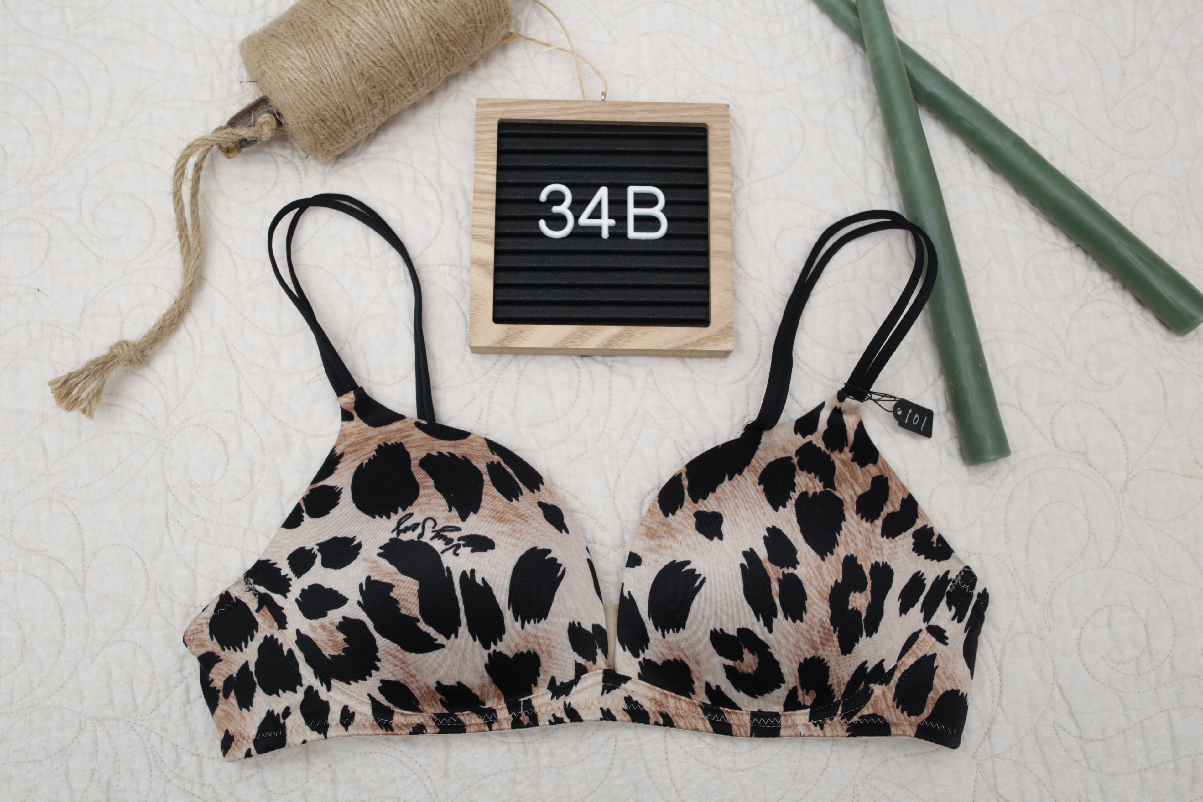 Victoria's Secret 34B Very Sexy Wireless Bra Leopard Cheetah Print