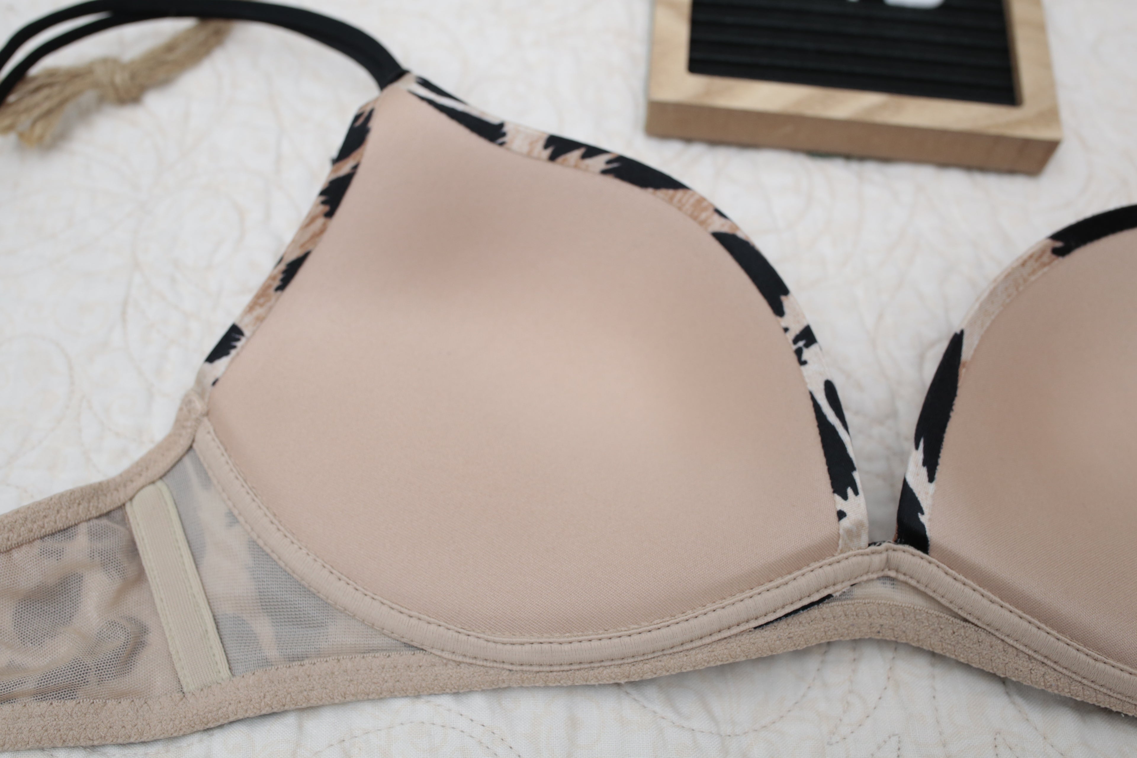 Victoria's Secret 34B Very Sexy Wireless Bra Leopard Cheetah Print