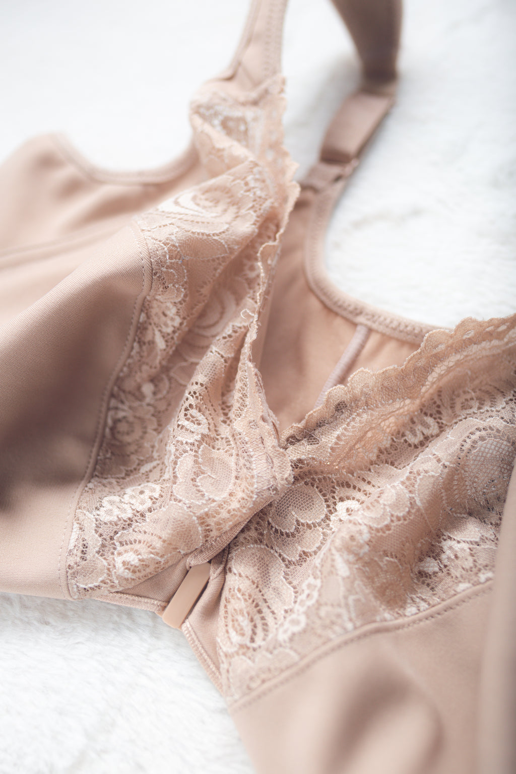 Glamorise 1245 Wonderwire Front-Close Full Coverage Underwire Bra Beige US 42G UK 42F
