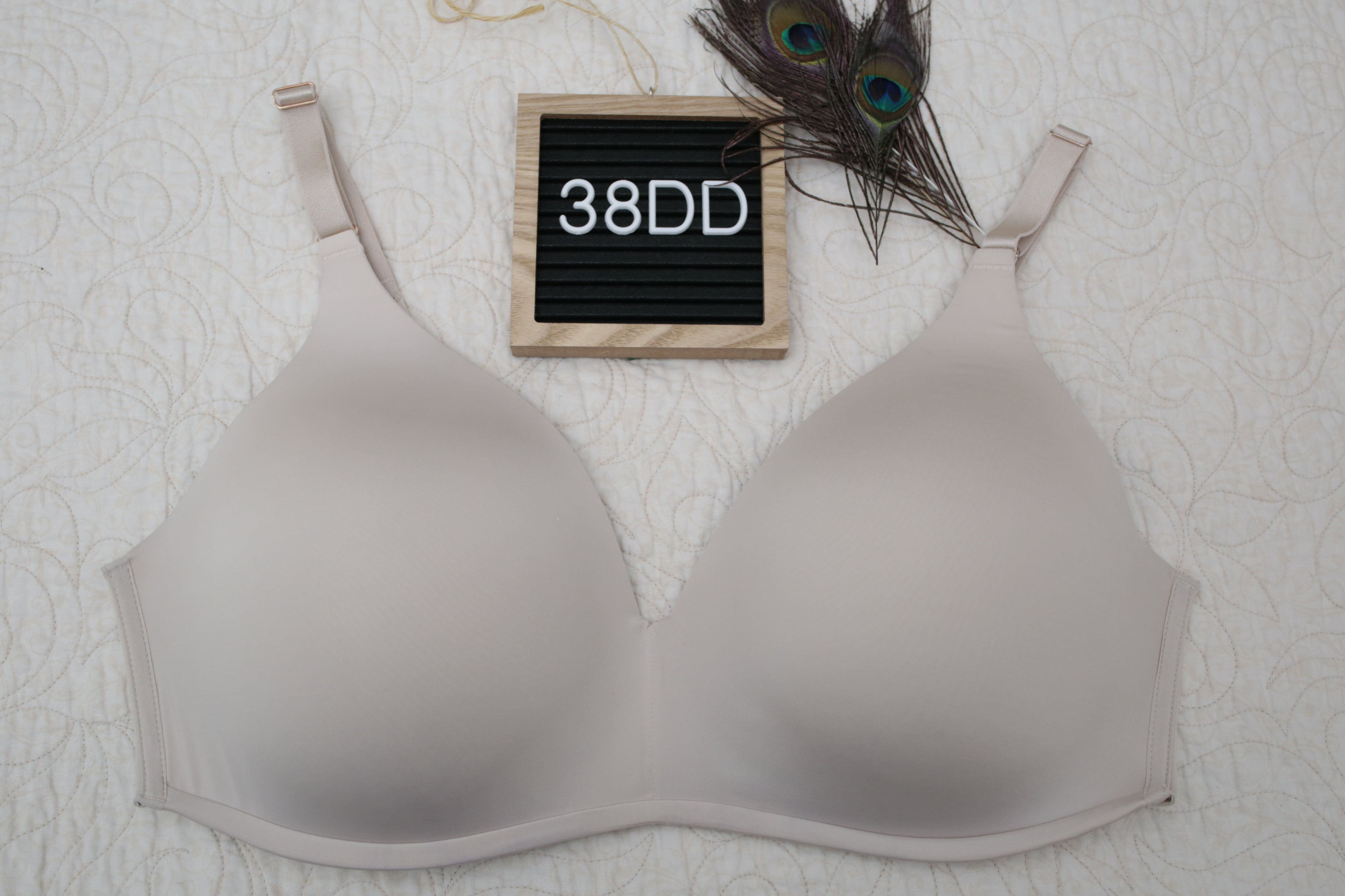 Soma 38DD Vanishing 360 Wireless T-shirt Bra Light Taupe