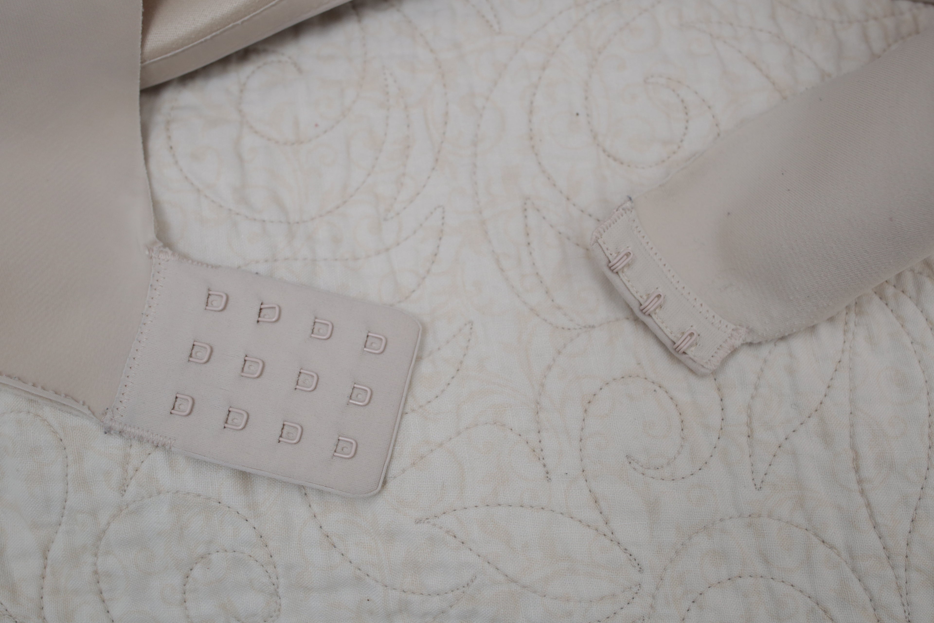 Soma 38DD Vanishing 360 Wireless T-shirt Bra Light Taupe