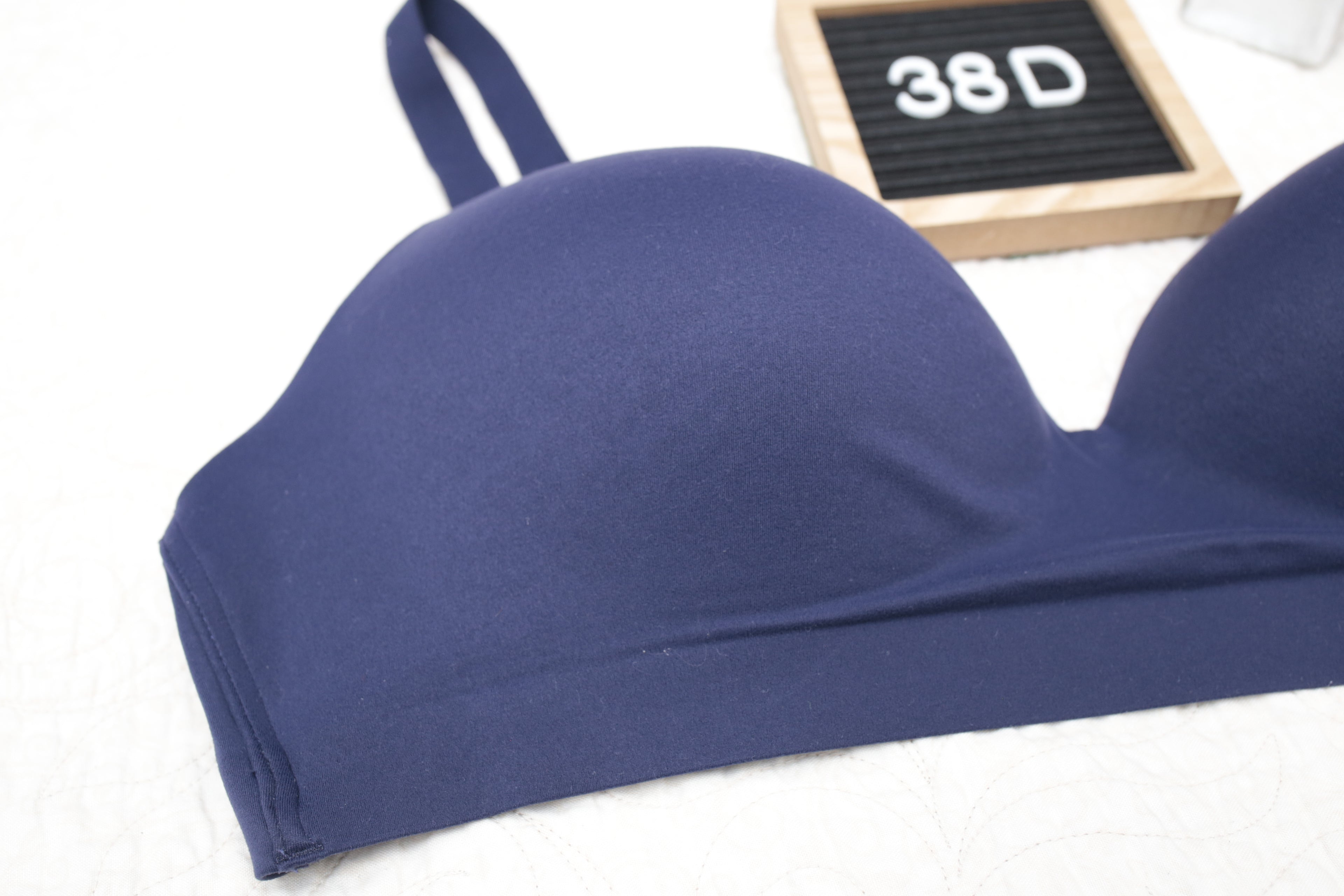 Soma 38D Enbliss Wireless T-shirt Bra Dark Blue