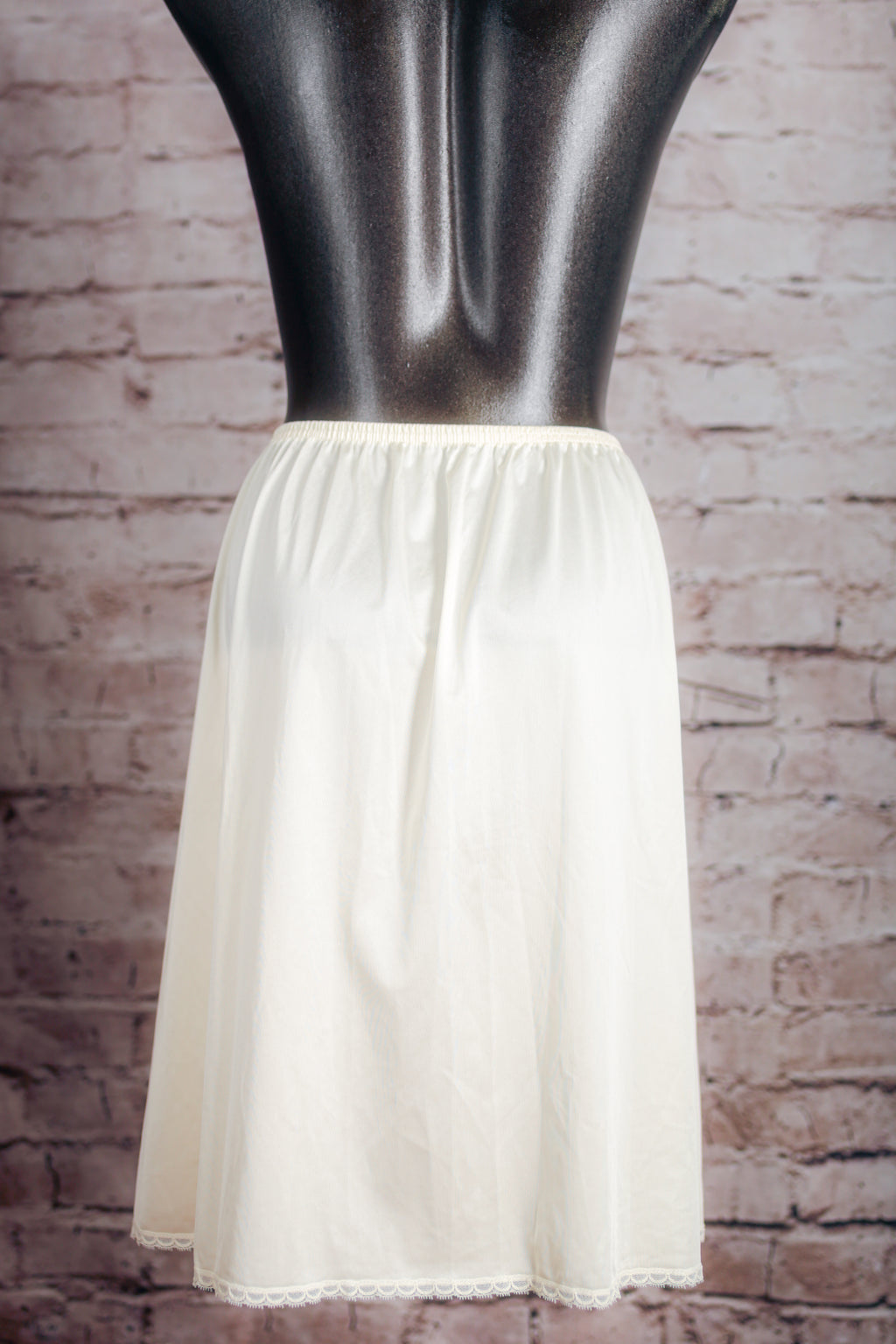 Vanity Fair Jentell A-line Moveable Vent Vintage Retro 80s Satin Lace Half Slip Skirt Medium Ivory NEW
