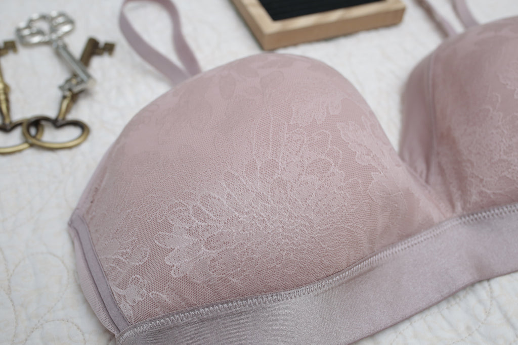 Soma 36DD Lightest Lift Wireless Spacer Bra Pale Pink