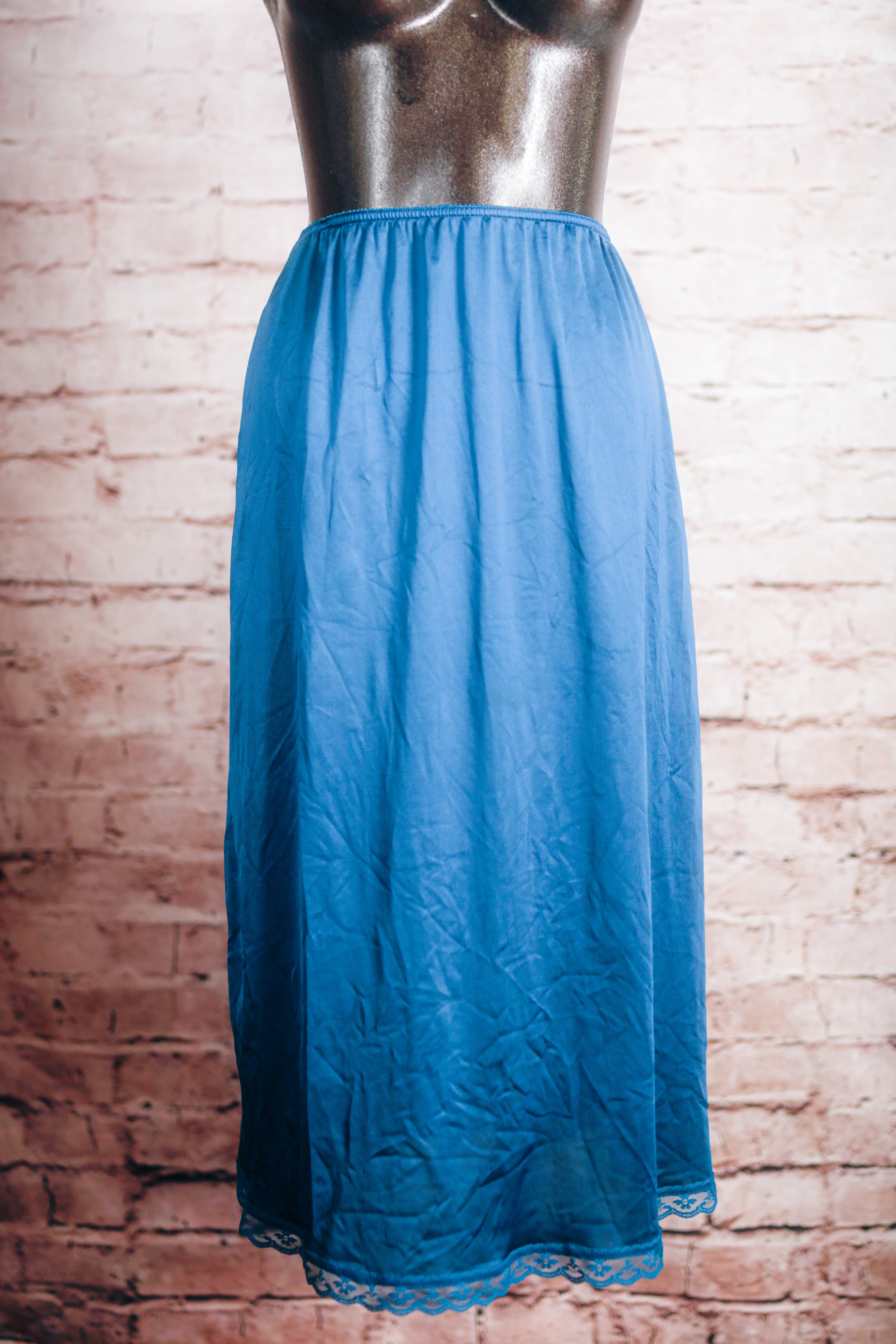 Warner's Vintage Perfect Measure 55300 Satin Half Slip Blue Medium
