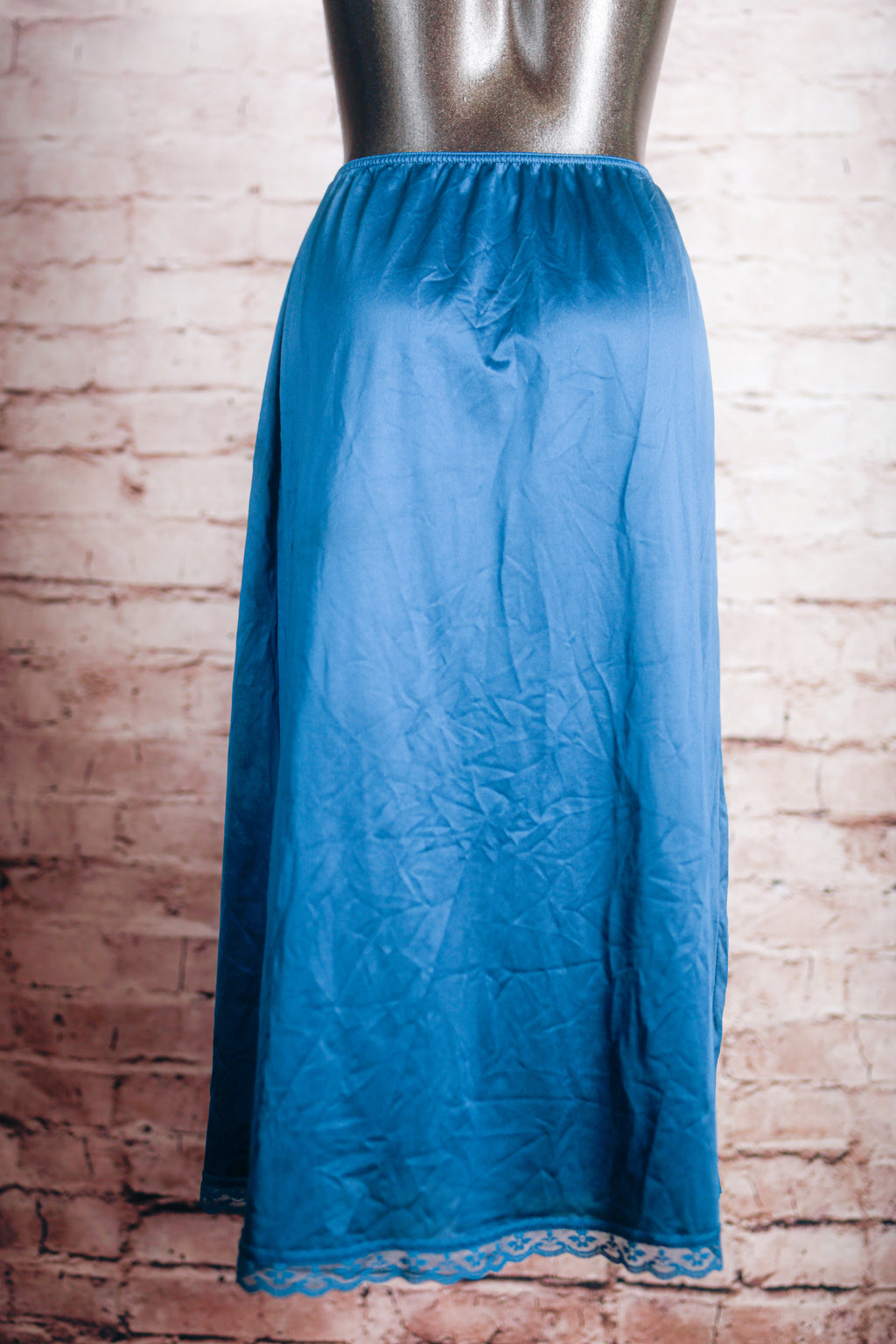 Warner's Vintage Perfect Measure 55300 Satin Half Slip Blue Medium
