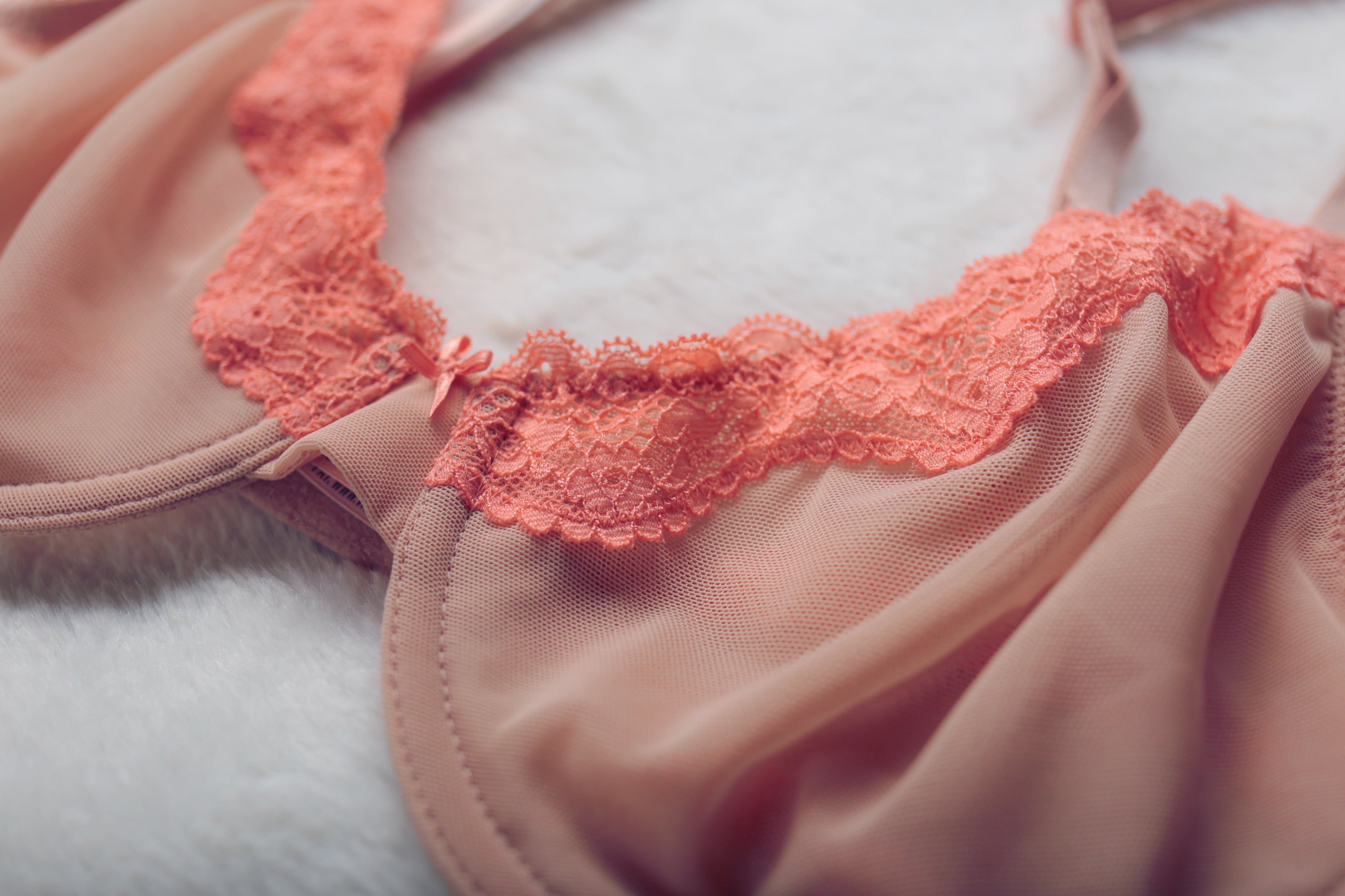 Victoria's Secret Tease 32DD Unlined Demi Sheer Mesh Bra Pink