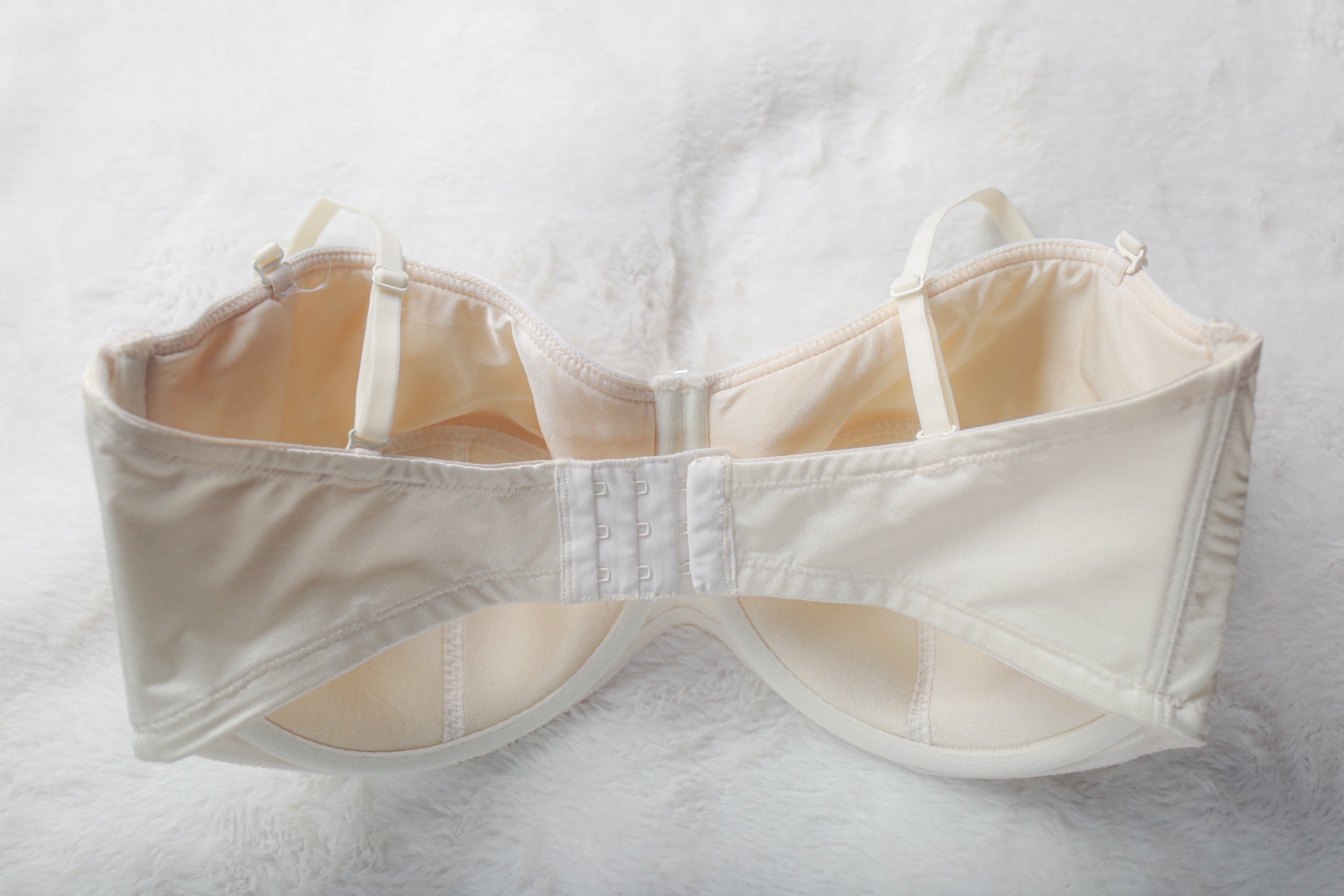 Panache Vintage 40DD Satin Moulded Convertible Padded Underwire Bra Ivory