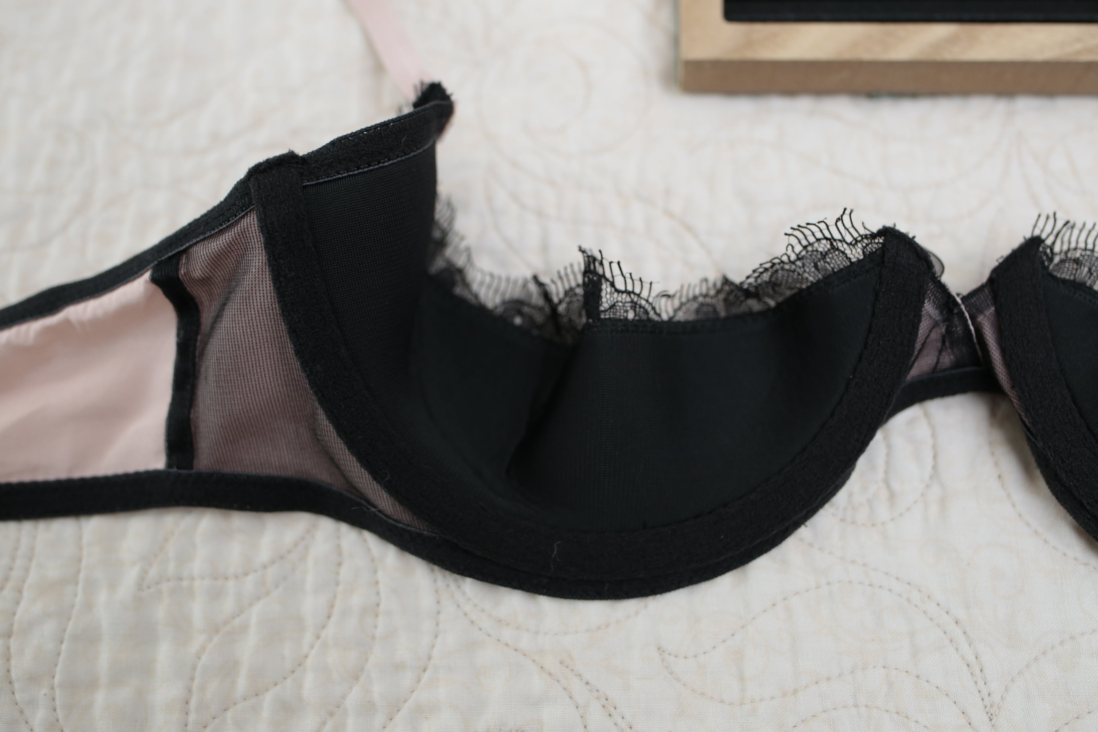 Victoria's Secret 36C Vintage Quarter-cup Lace Shelf Bra Pink and Black