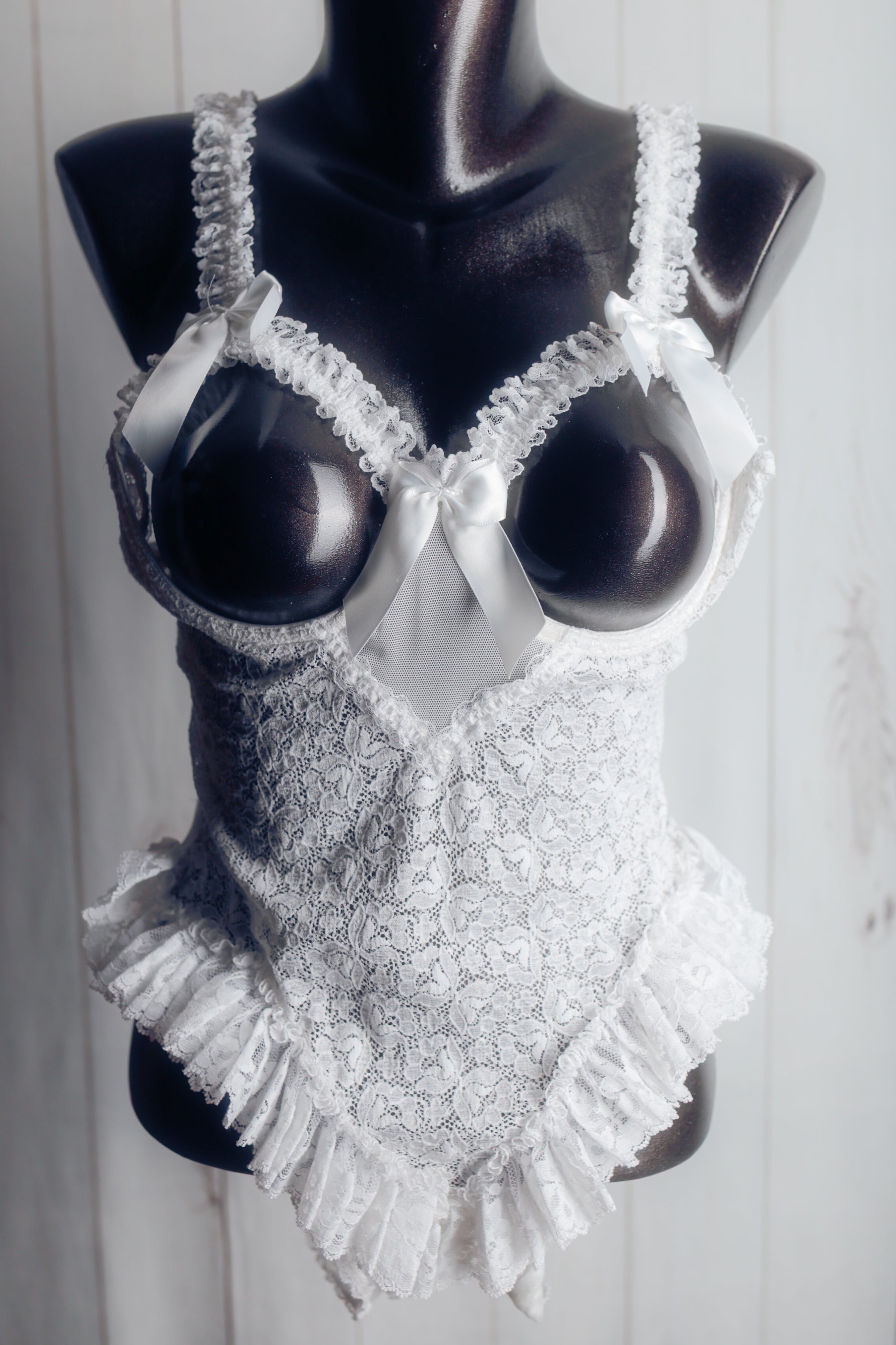 Shirley of Hollywood Vintage Sheer Lace Open-crotch Open Cup Cupless Teddy Bodysuit Lingerie Medium White