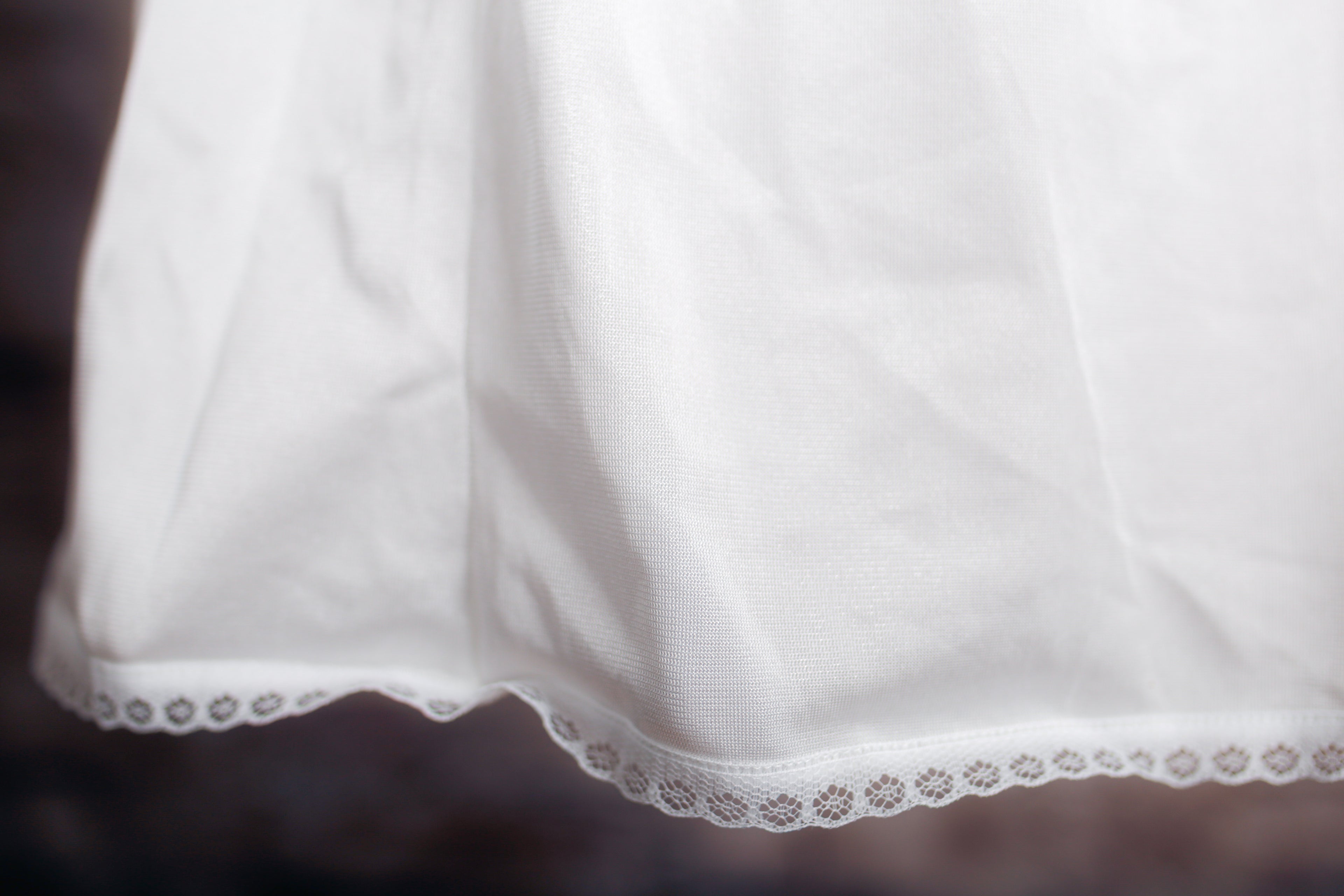 Metropolitan Vintage 90s Satin Full Slip White Medium