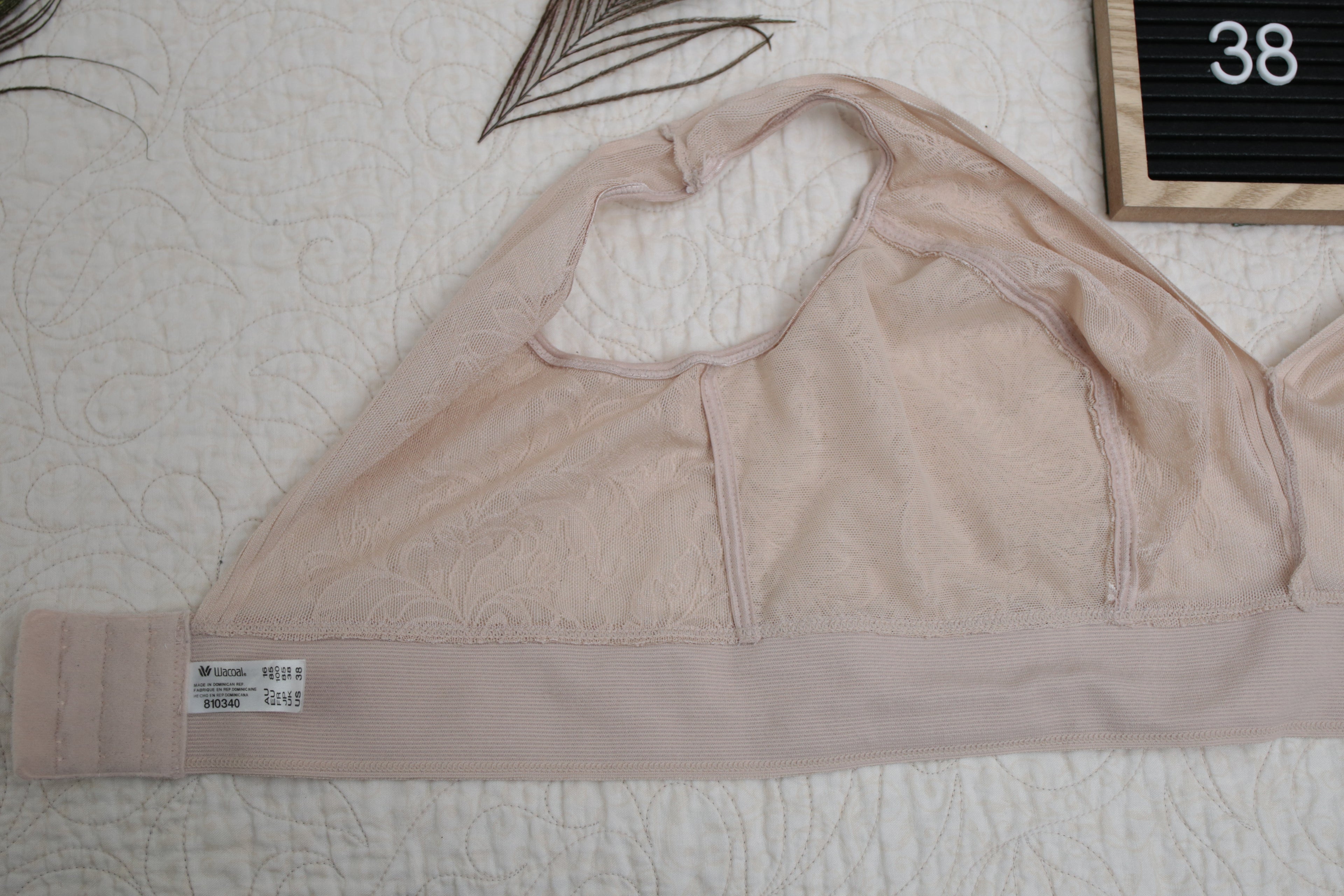 Wacoal 38 Band Net Effect Soft Cup 810340 Bralette Wireless Bra Beige Pink Lace