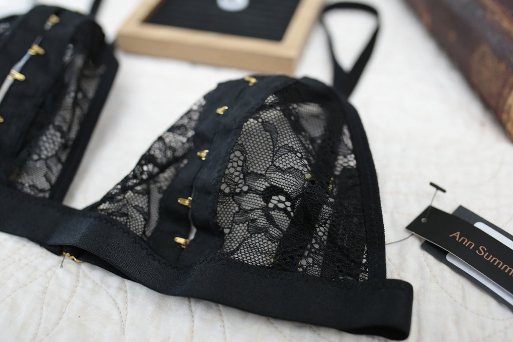 Ann Summers Open-cup Peephole Black Lace Sexy Bra S 4-6 NEW