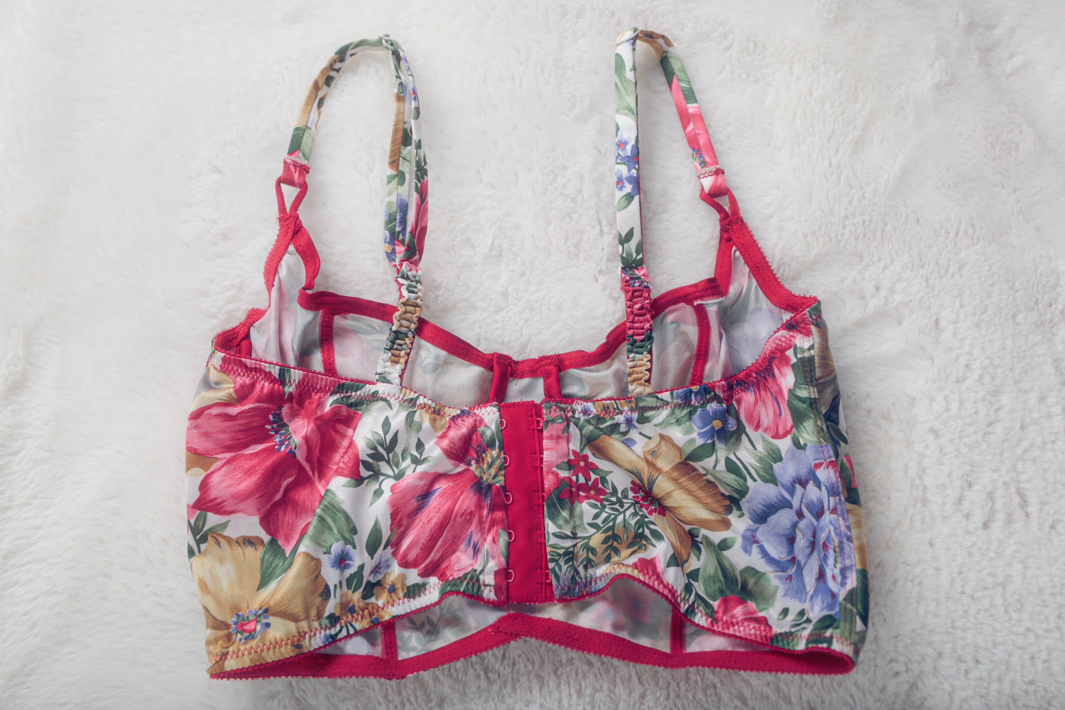 Delicates Vintage 36B Satin Floral Basque Bustier Longline Bra