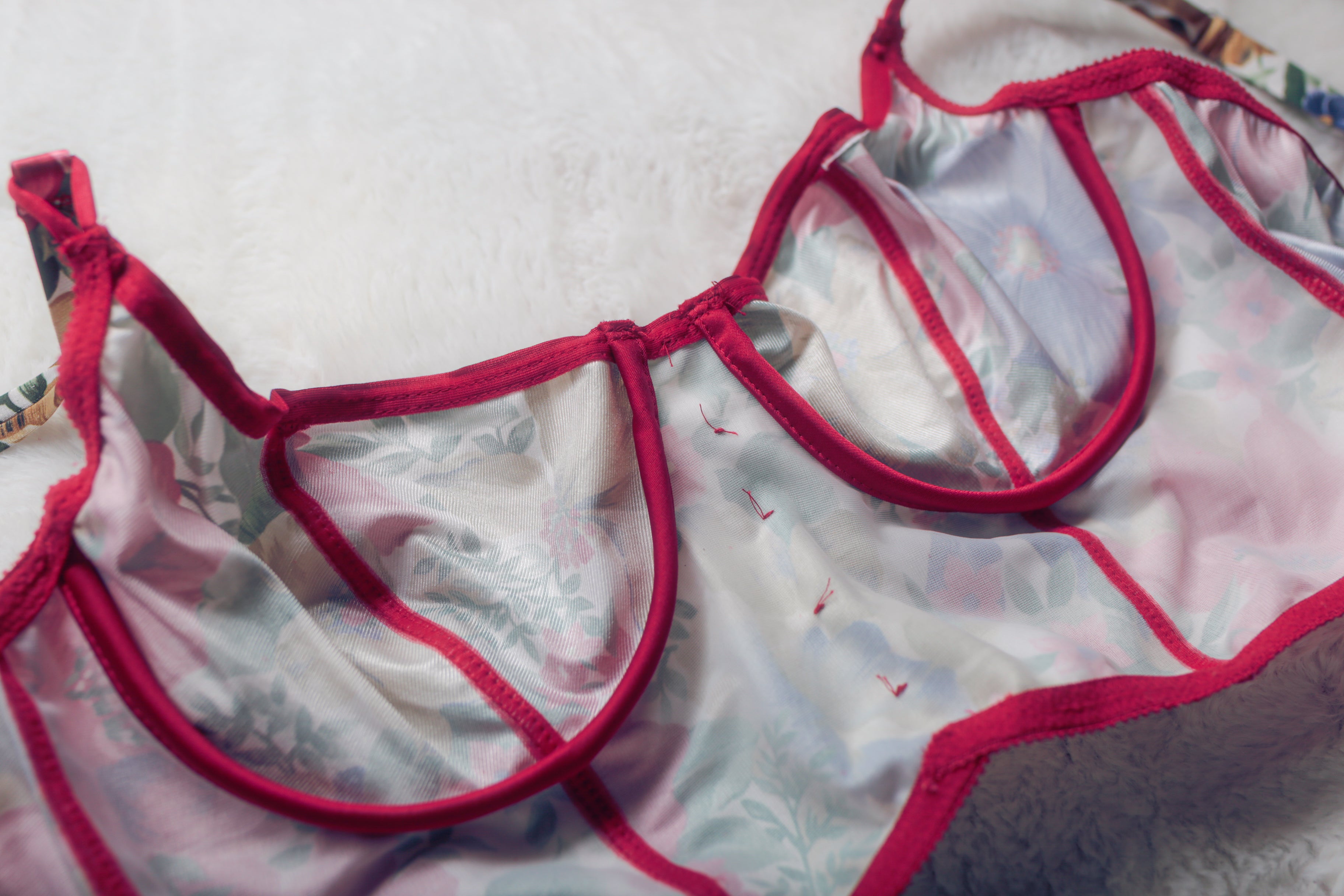 Delicates Vintage 36B Satin Floral Basque Bustier Longline Bra