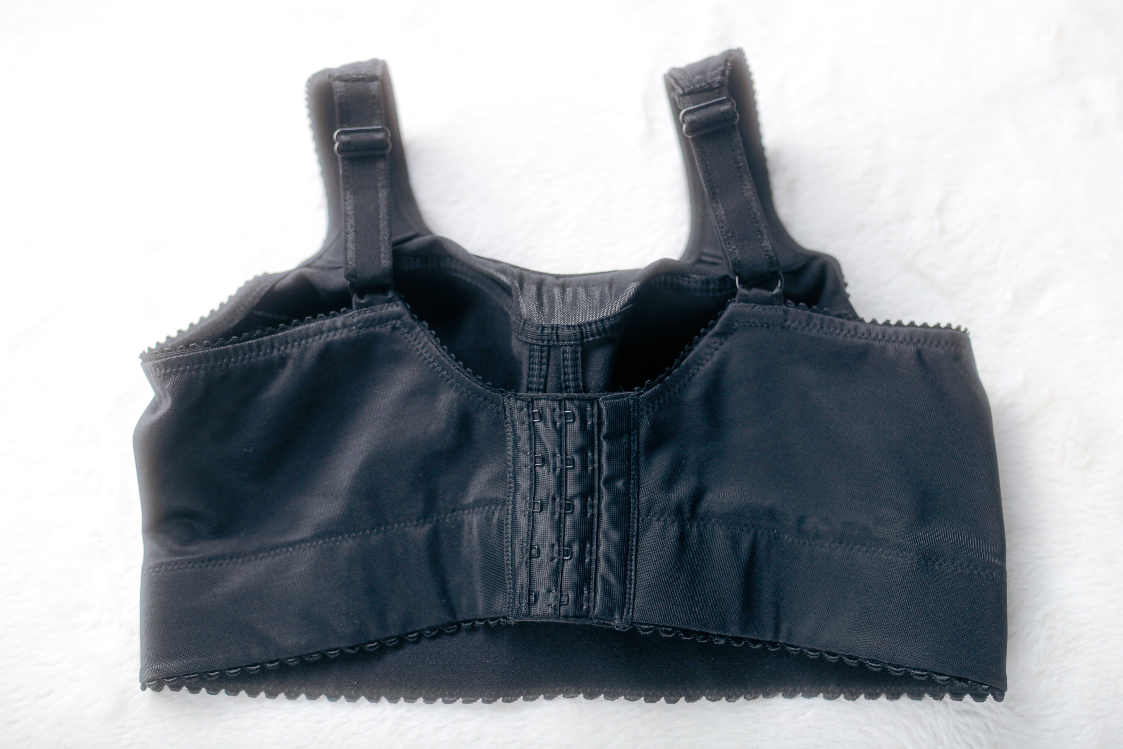 Miss Mary of Sweden 2073 Cotton Simplex Activity Bra Full Cup Unlined Wireless Sports Bra Black 36DD