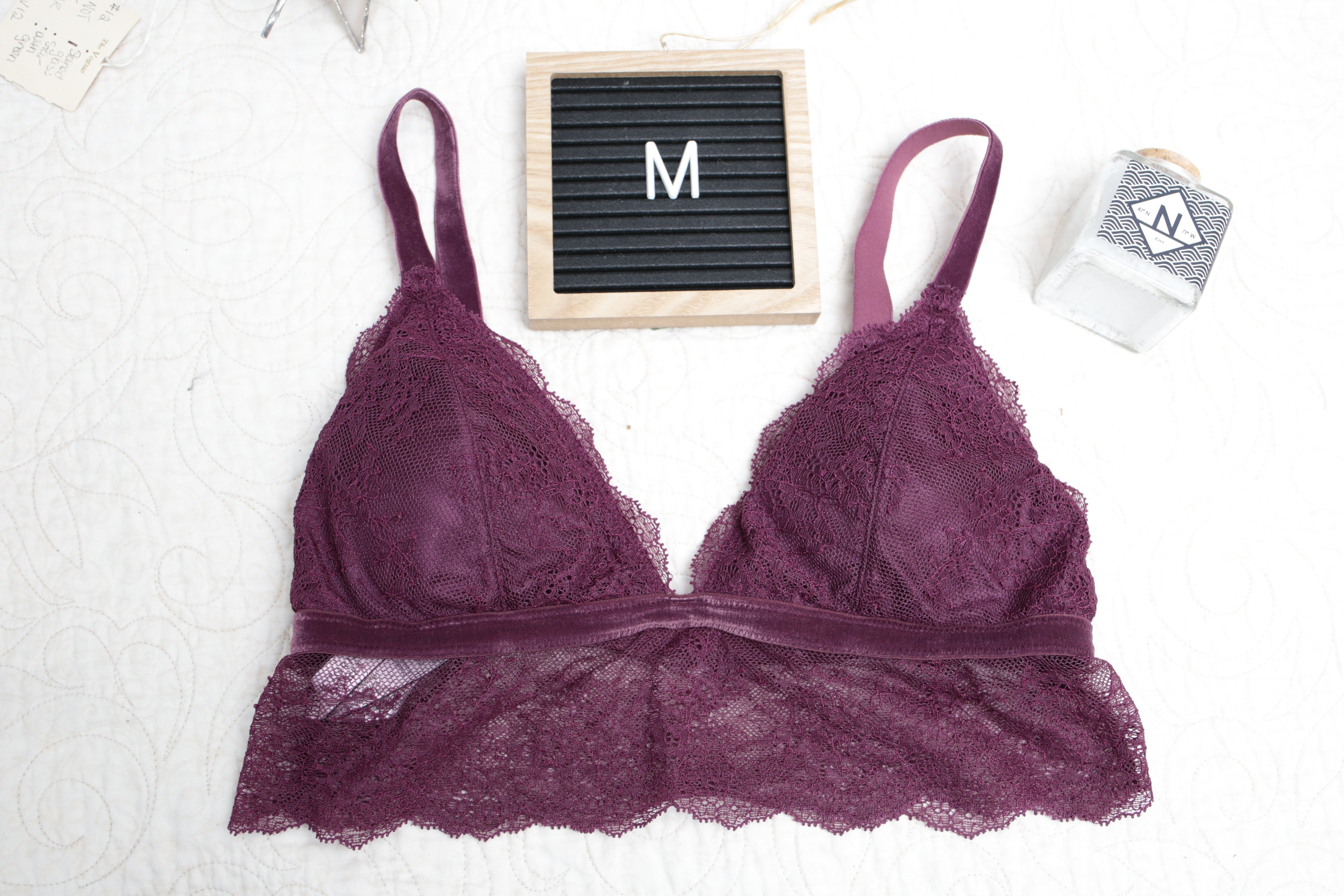 Victoria's Secret Lined Wireless Bralette Bra Medium Purple Wine Lace