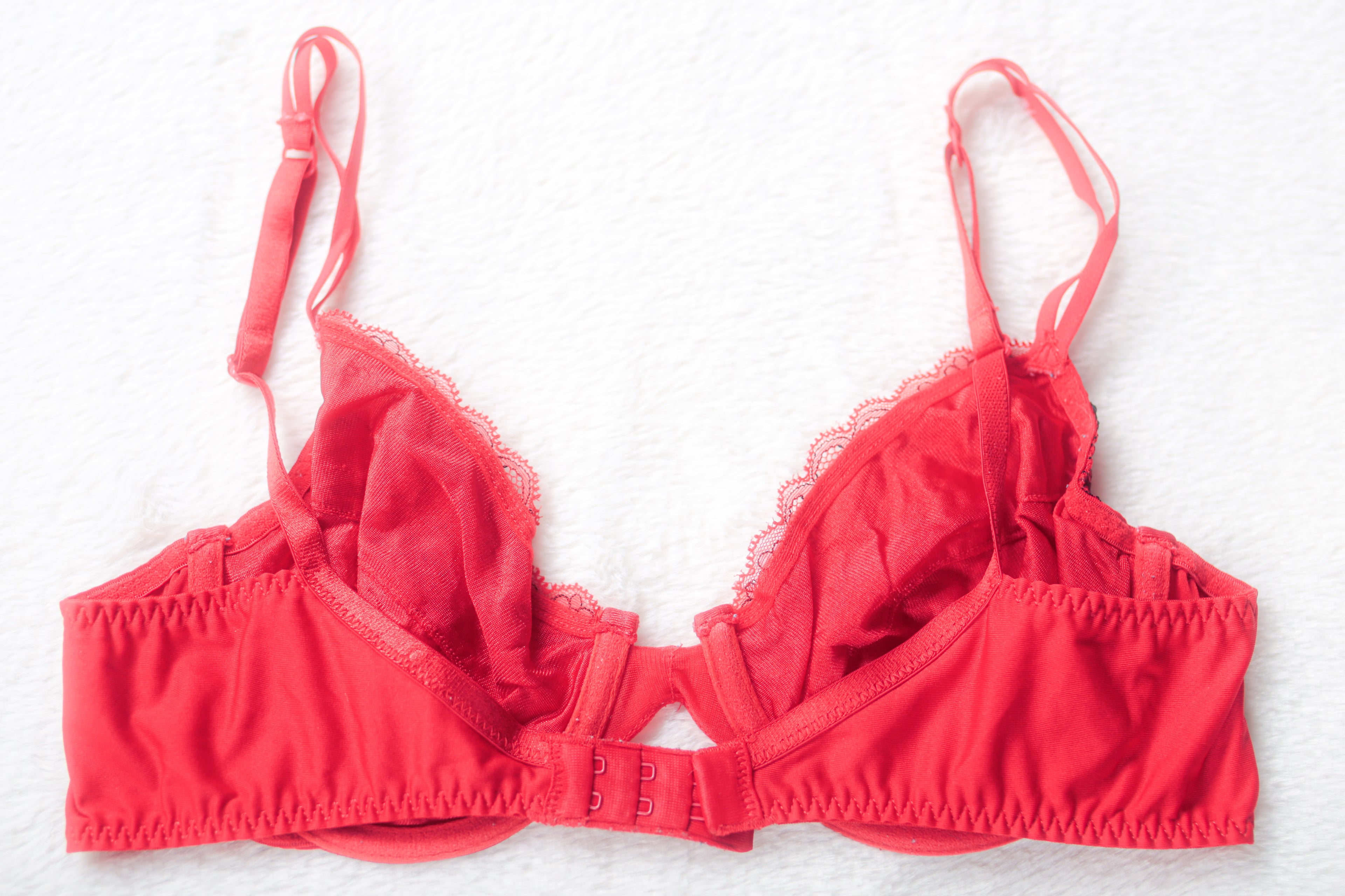 Vassarette Retro Lace Satin Demi Plunge Bra Red 36B