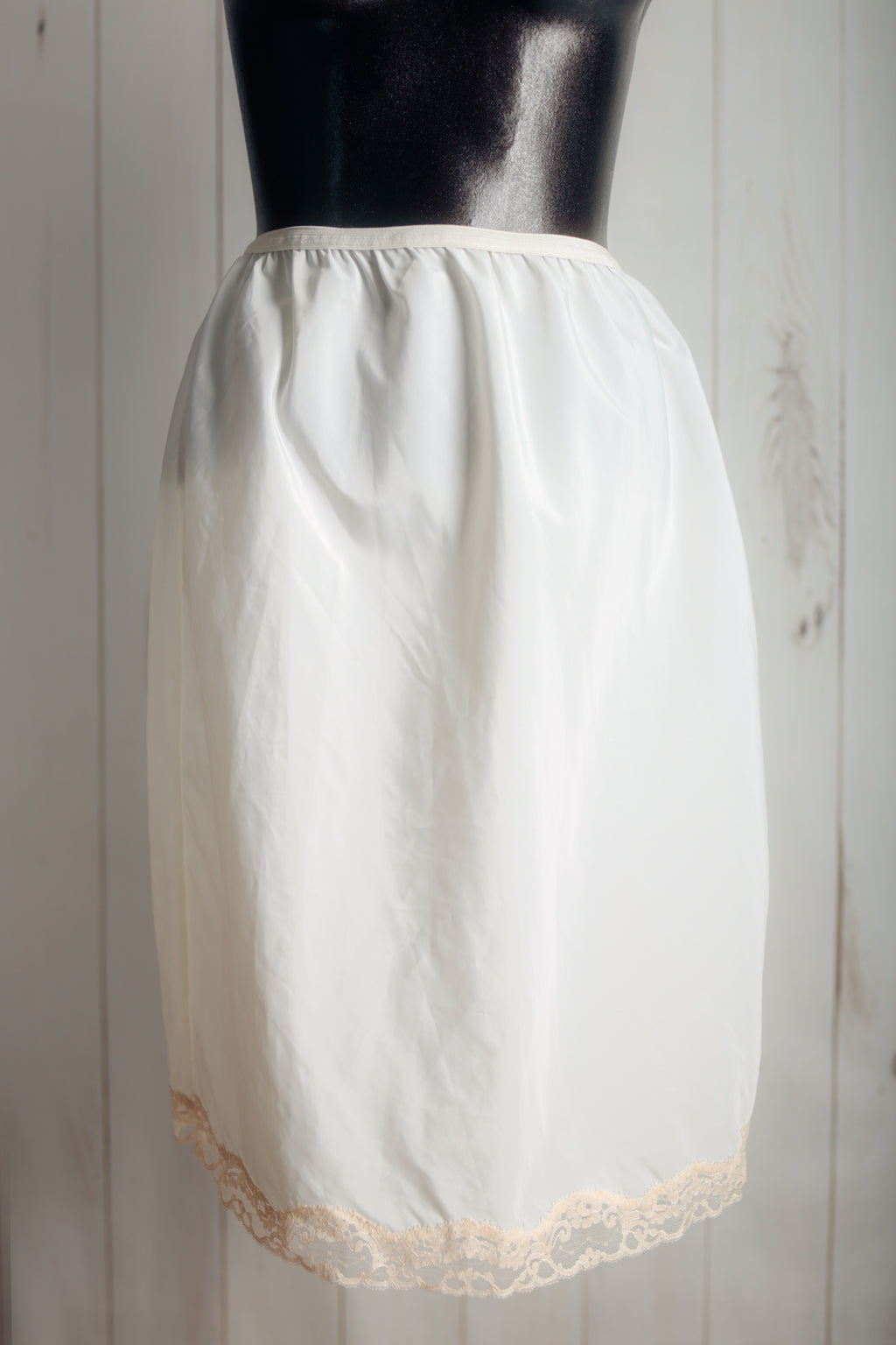 Lady Lynne Vintage Short Half Slip Medium White USA-made