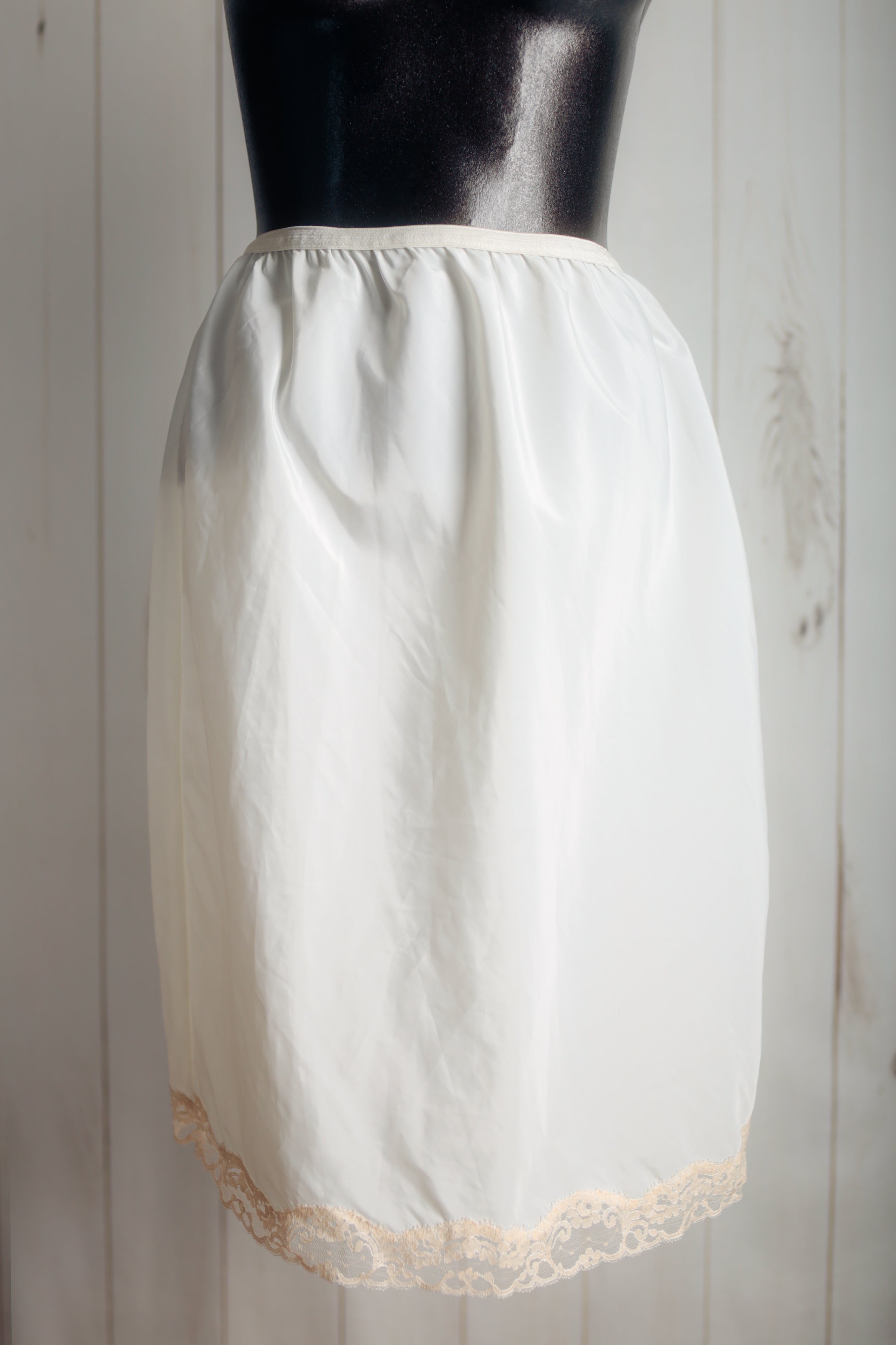 Lady Lynne Vintage Short Half Slip Medium White USA-made