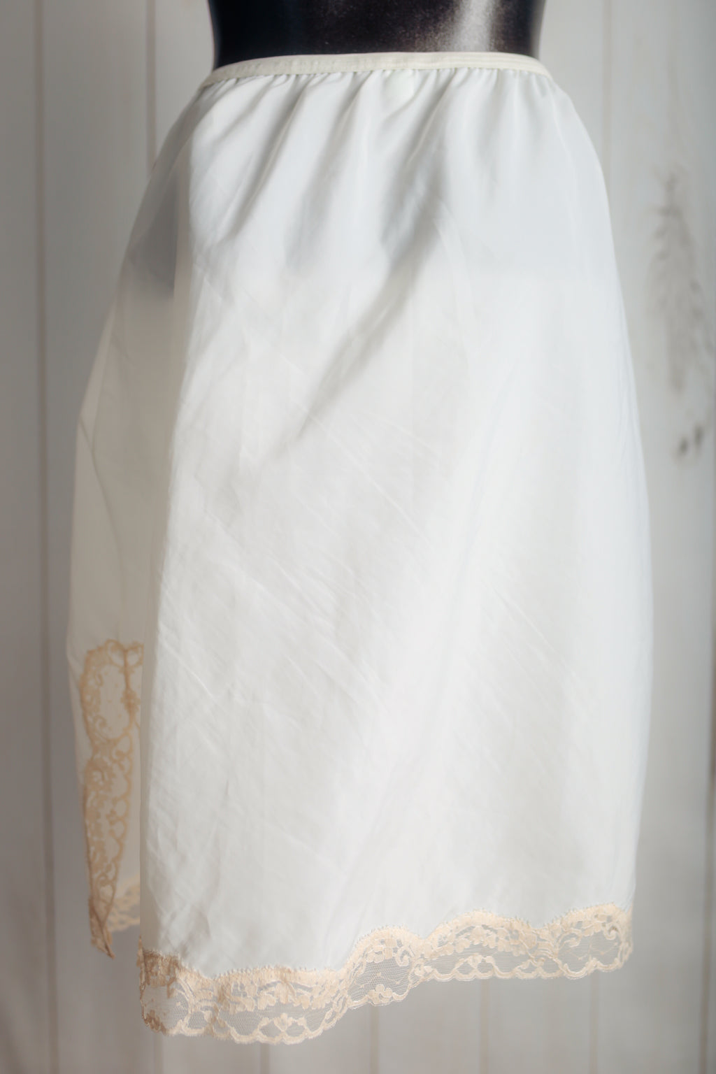 Lady Lynne Vintage Short Half Slip Medium White USA-made