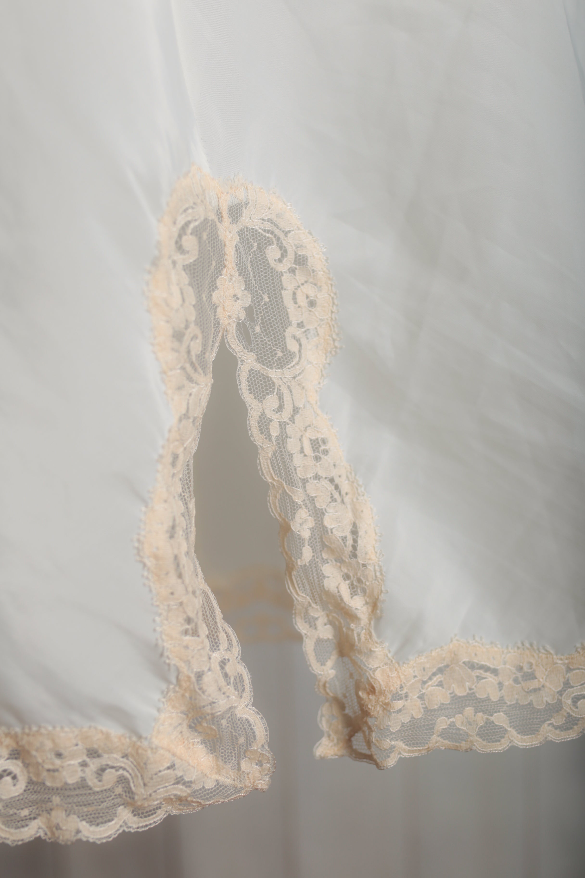 Lady Lynne Vintage Short Half Slip Medium White USA-made