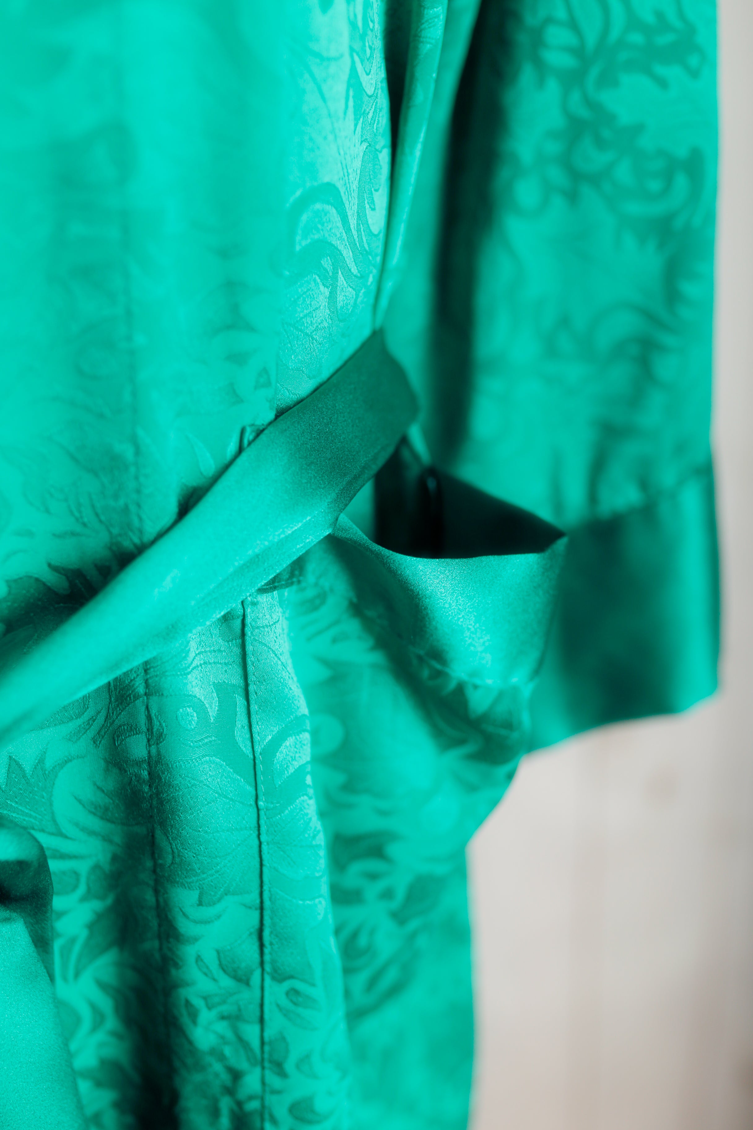 Victoria's Secret Vintage Gold Tag 90s Green Satin Belted Robe Medium