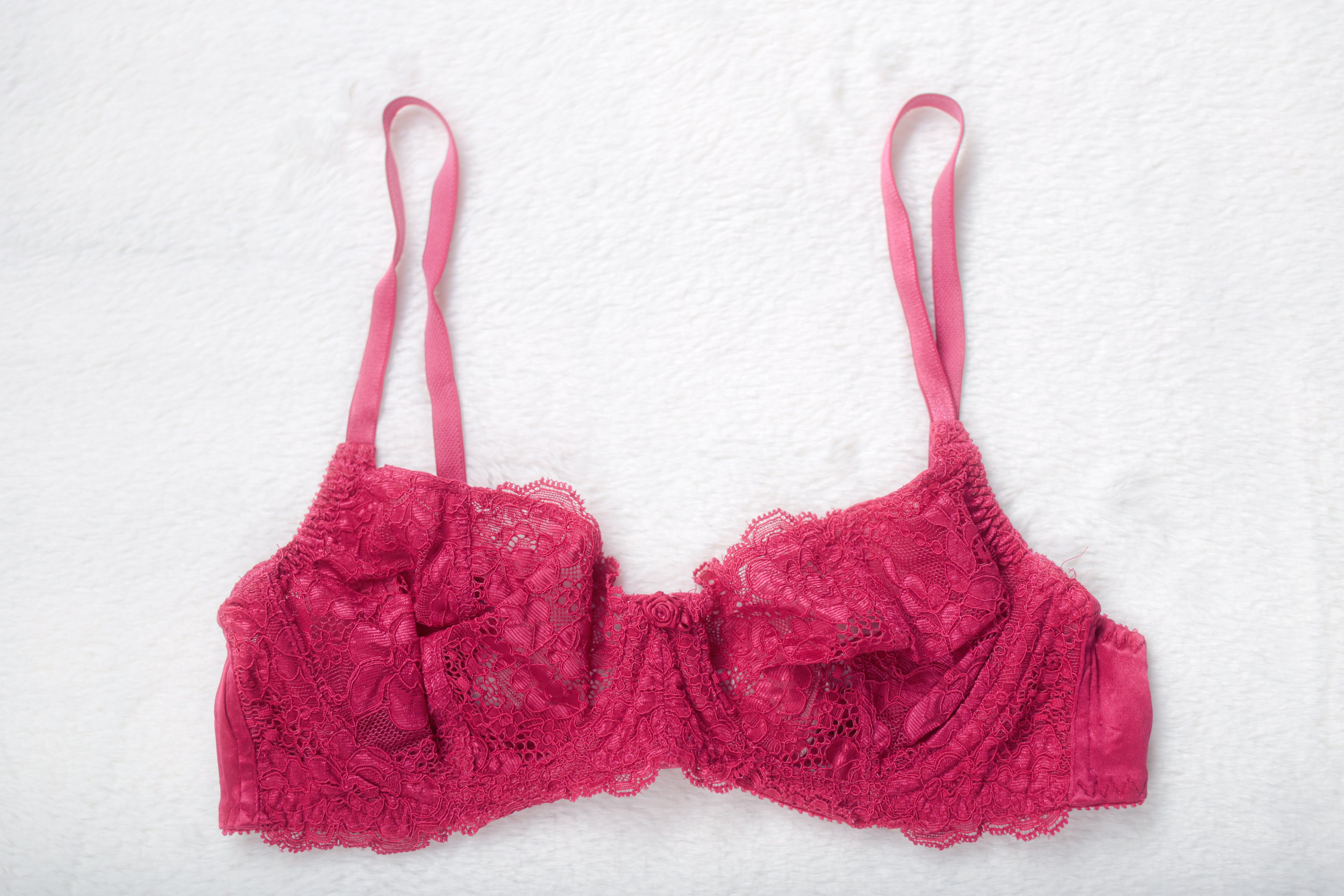 Victoria's Secret Vintage 90s Unlined Lace Underwire Demi Balconette Bra Red 36B