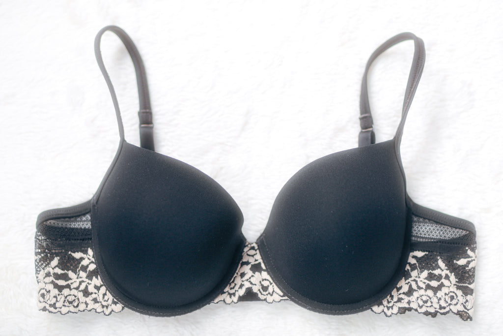 Wacoal Embrace Lace 75891 Padded Push Up Bra Black Sexy Underwire 32A
