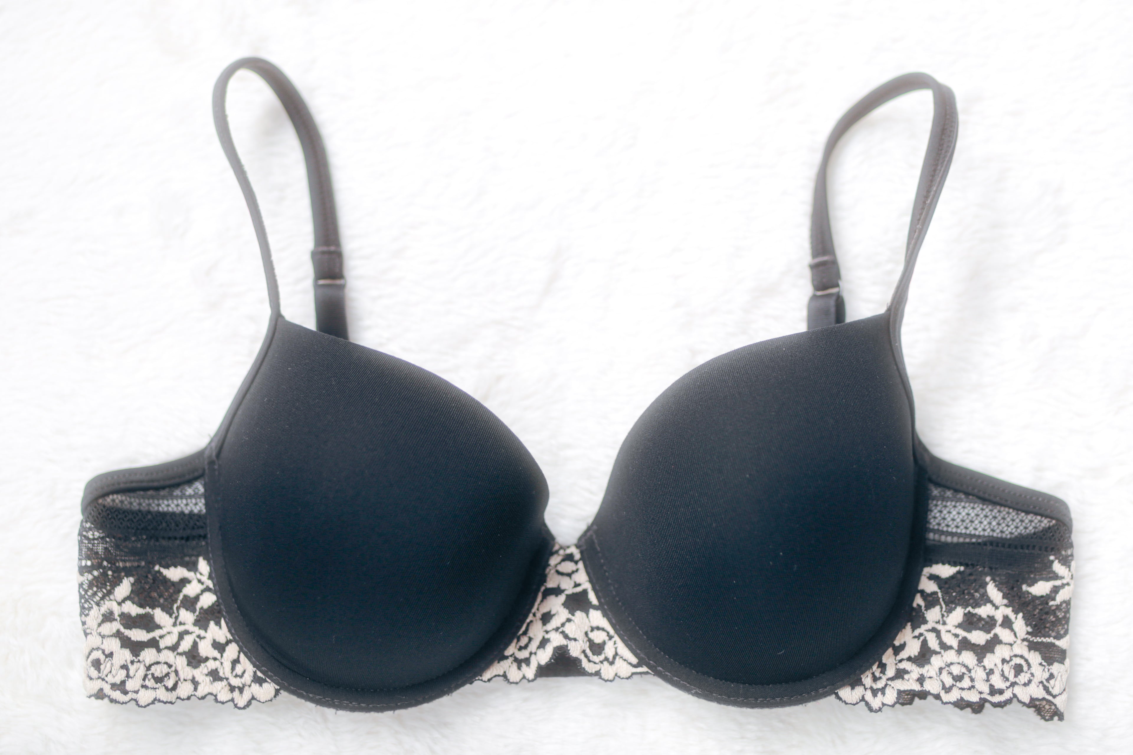 Wacoal Embrace Lace 75891 Padded Push Up Bra Black Sexy Underwire 32A