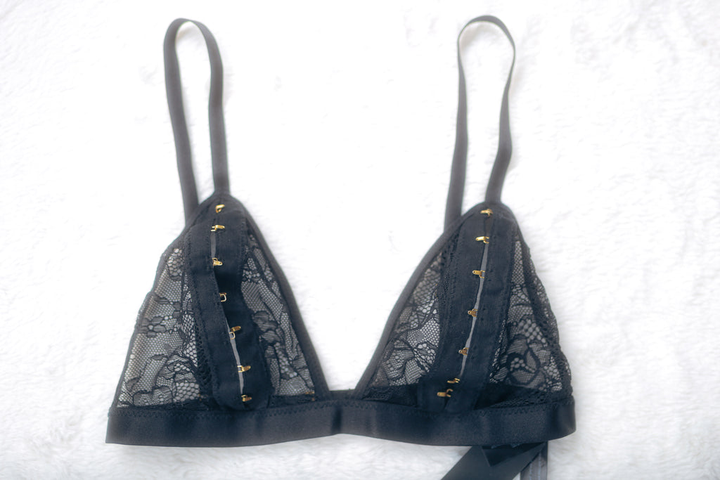 Ann Summers Open-cup Peek-a-boo Unlined Sheer Lace Bra S 4-6 Black NEW
