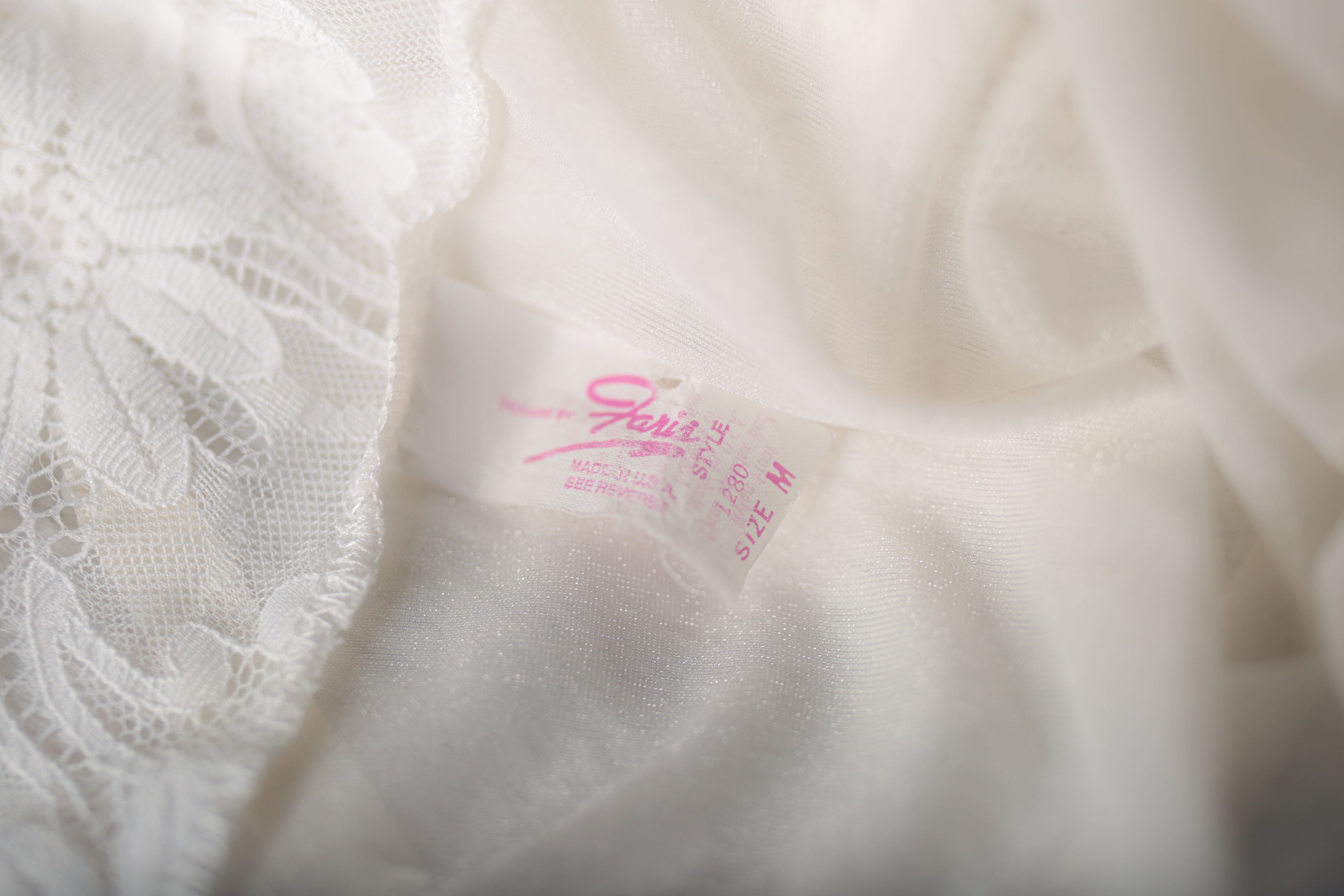 Faris Vintage Boned Unlined Sheer Lace Bustier Chemise Garter Straps Lingerie Medium White