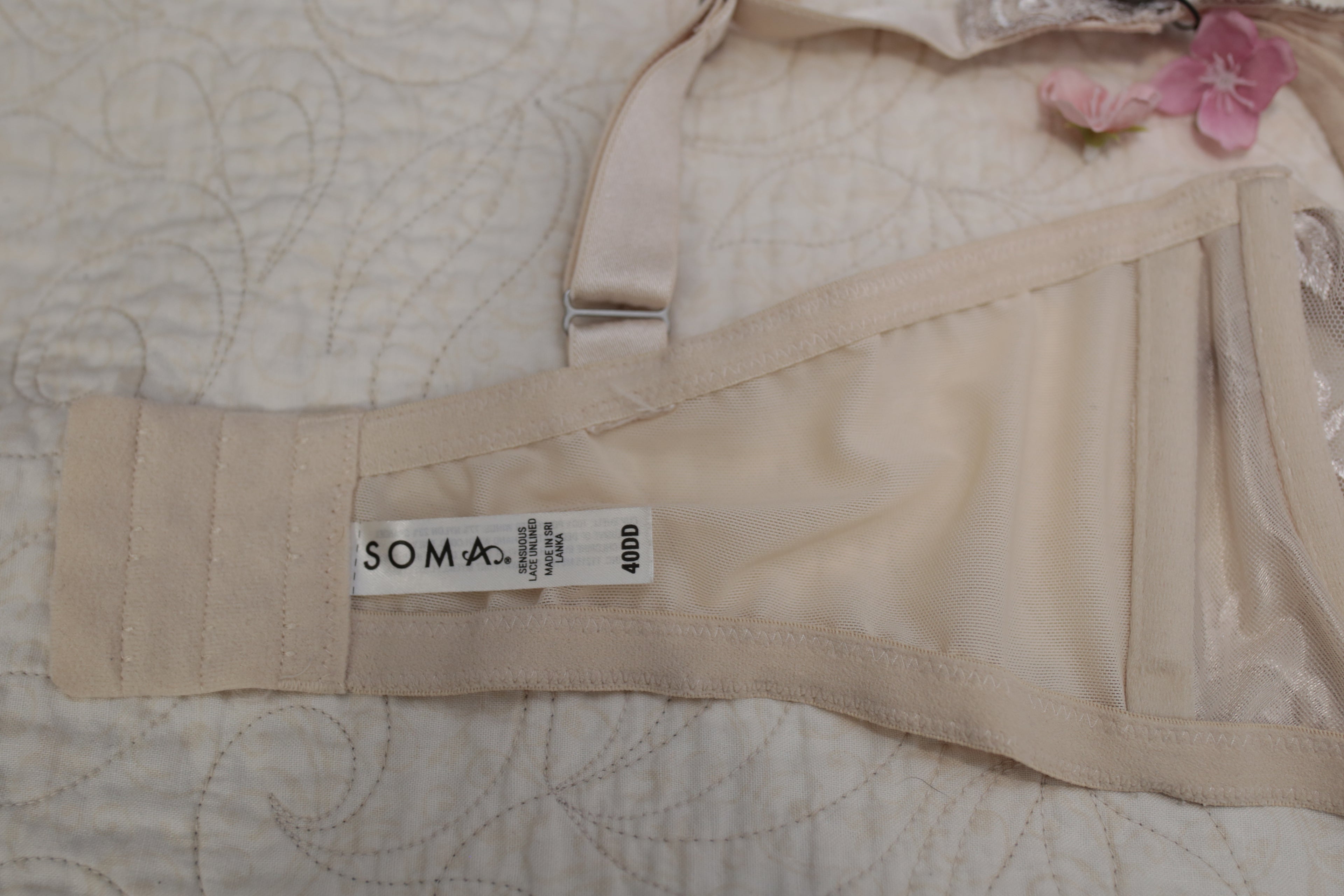 Soma 40DD Sensuous Lace Unlined Underwire Bra Beige Sheer Floral