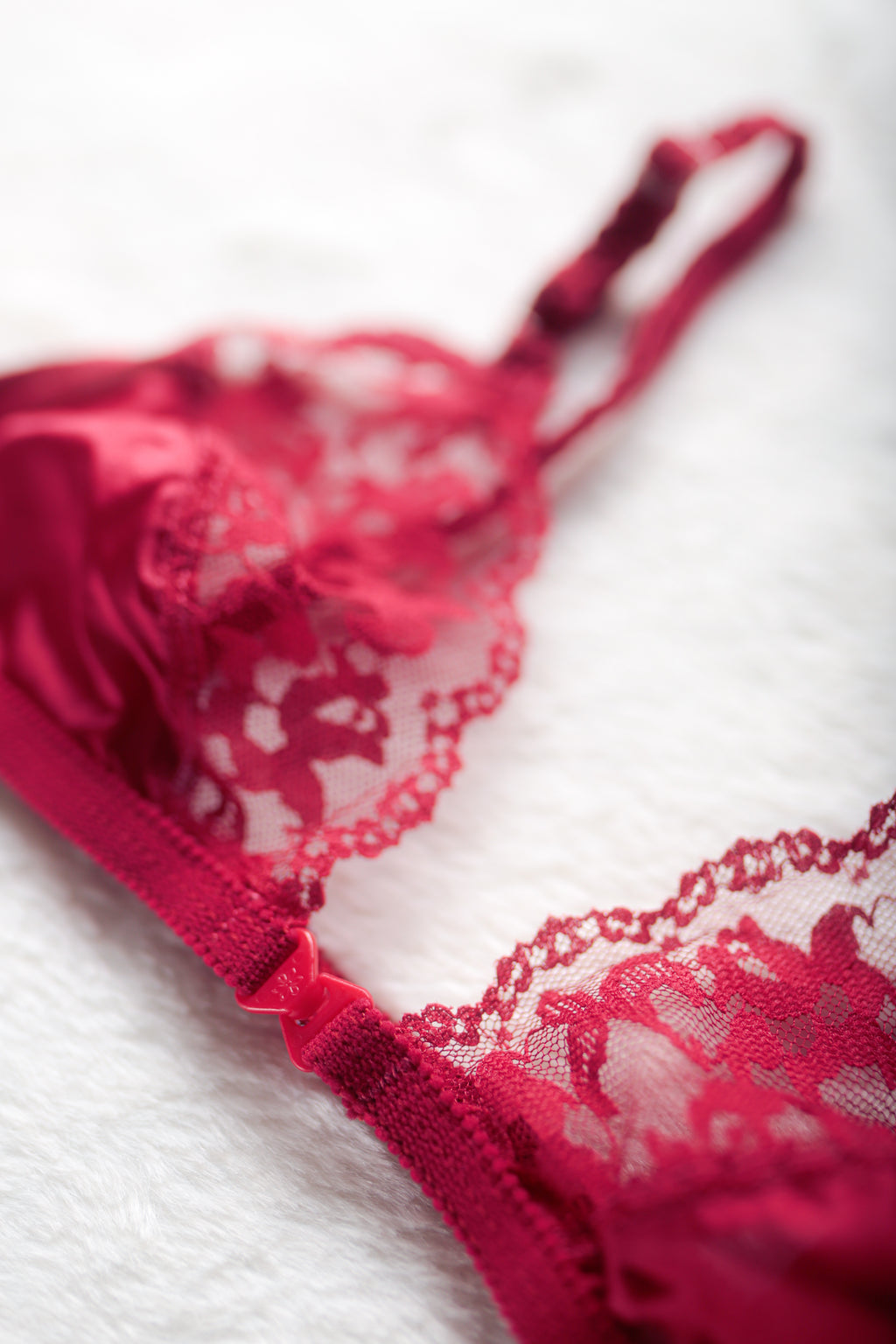 Intimage Sasson Vintage Unlined Sheer Mesh Lace Demi Bra 34AA Red