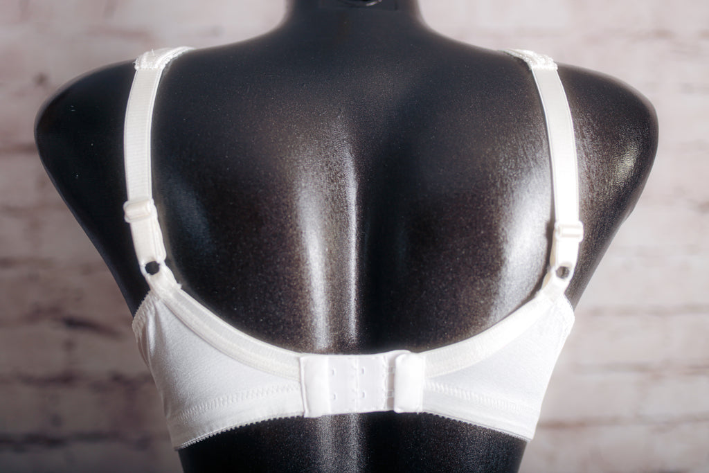 Playtex Vintage 18 Hour USA-made Satin Wireless Unlined Bra 36B White 4377